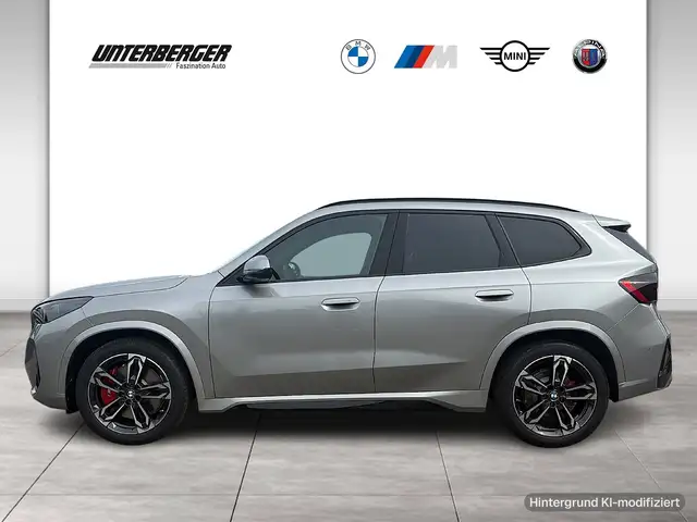BMW Ix1 view 3