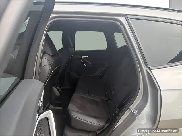 BMW Ix1 view 11