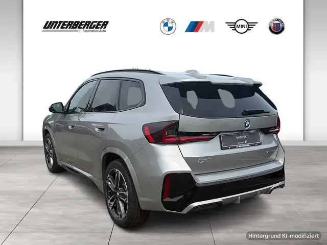 BMW Ix1 view 4