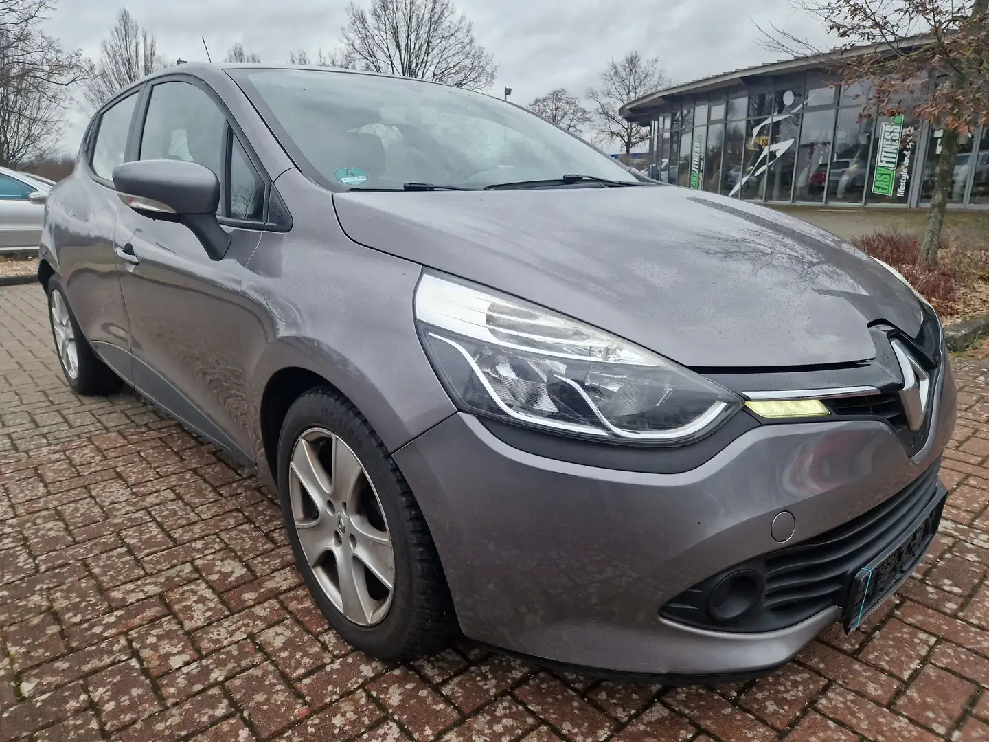 Renault Clio Dynamique Grau - 1