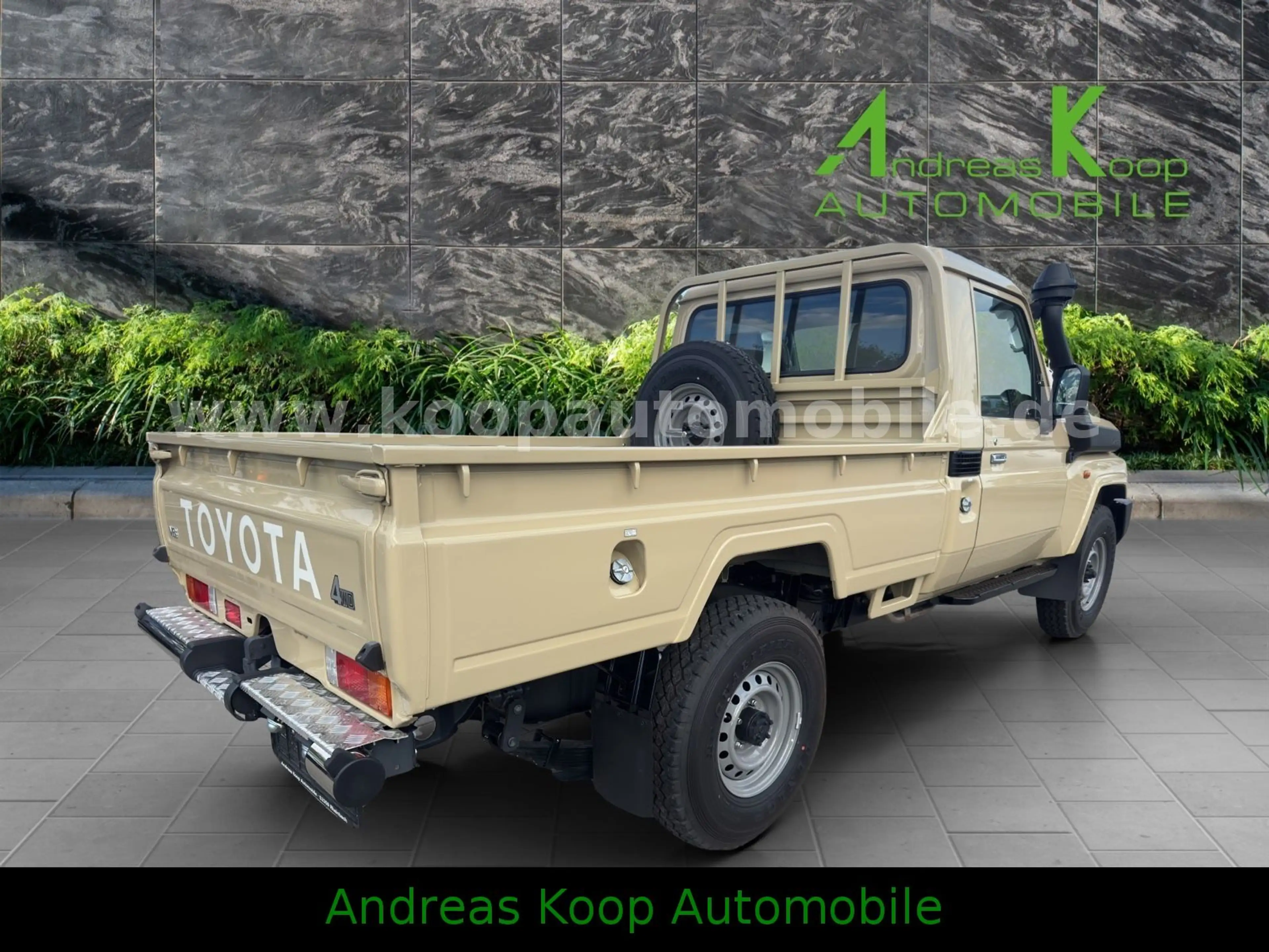 Toyota Land Cruiser GRJ 79 SC LX-E1 Aut Dif. 2x90SOFORT — photo 4