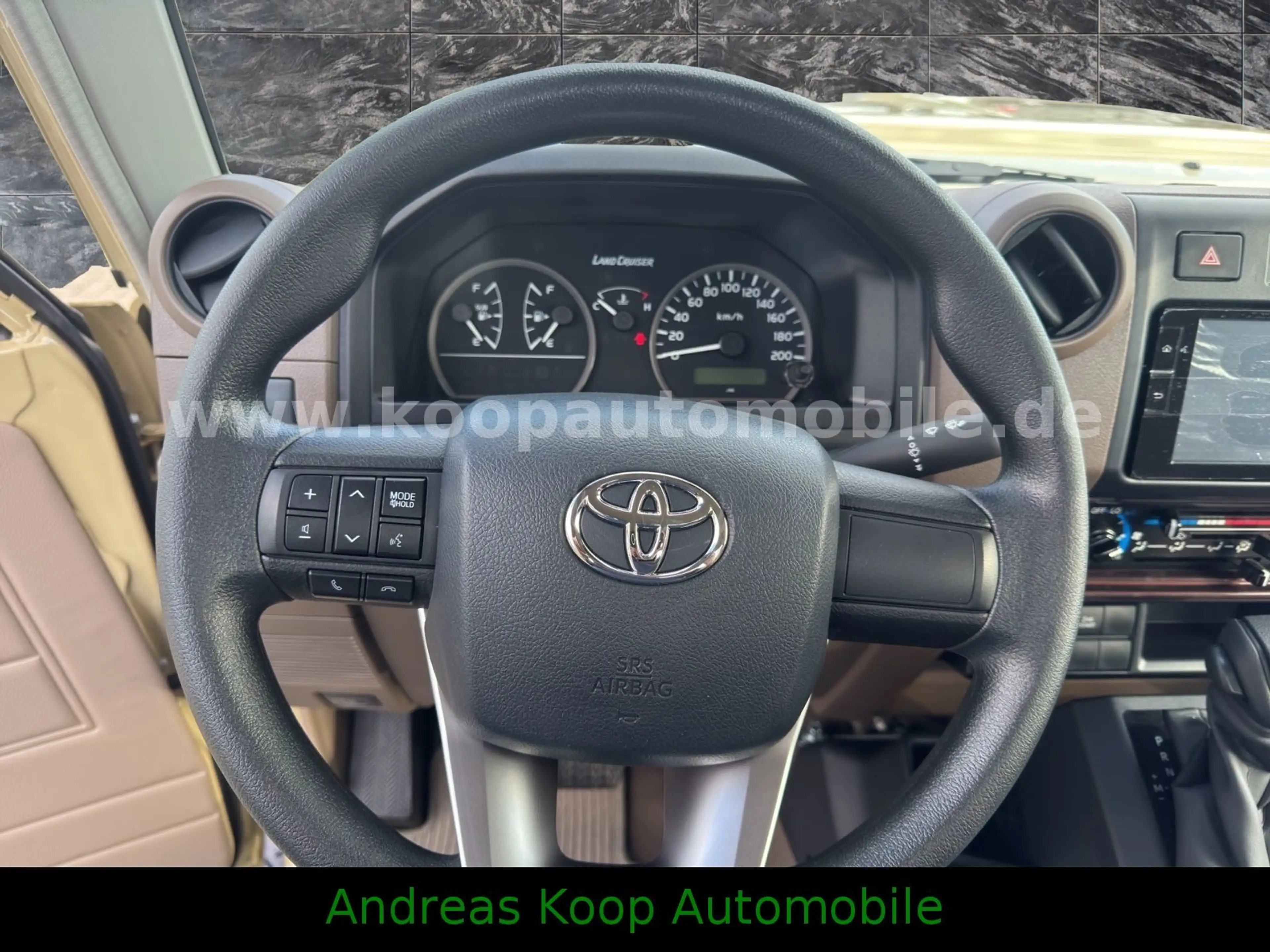 Toyota Land Cruiser GRJ 79 SC LX-E1 Aut Dif. 2x90SOFORT — photo 11