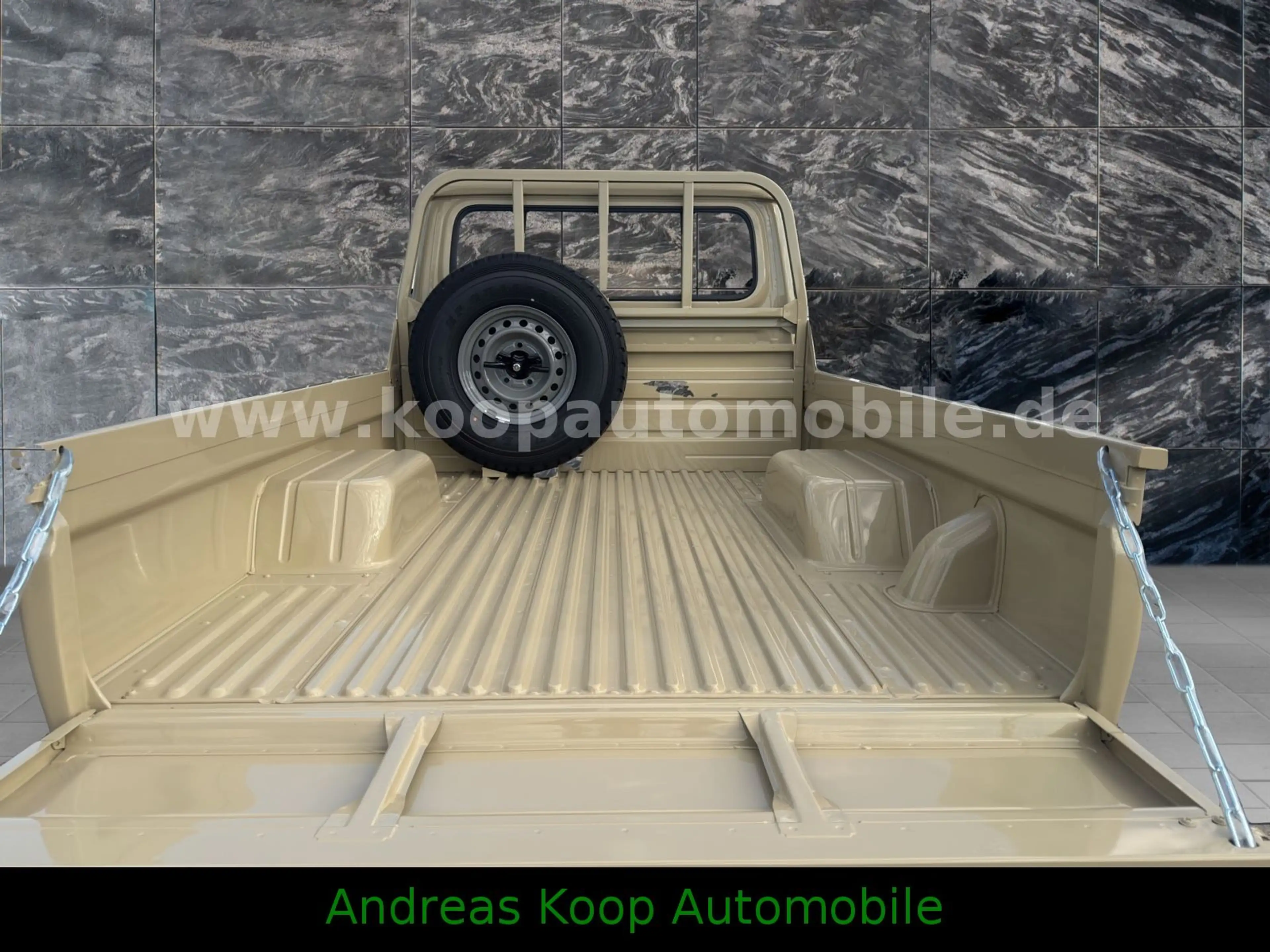 Toyota Land Cruiser GRJ 79 SC LX-E1 Aut Dif. 2x90SOFORT — photo 10