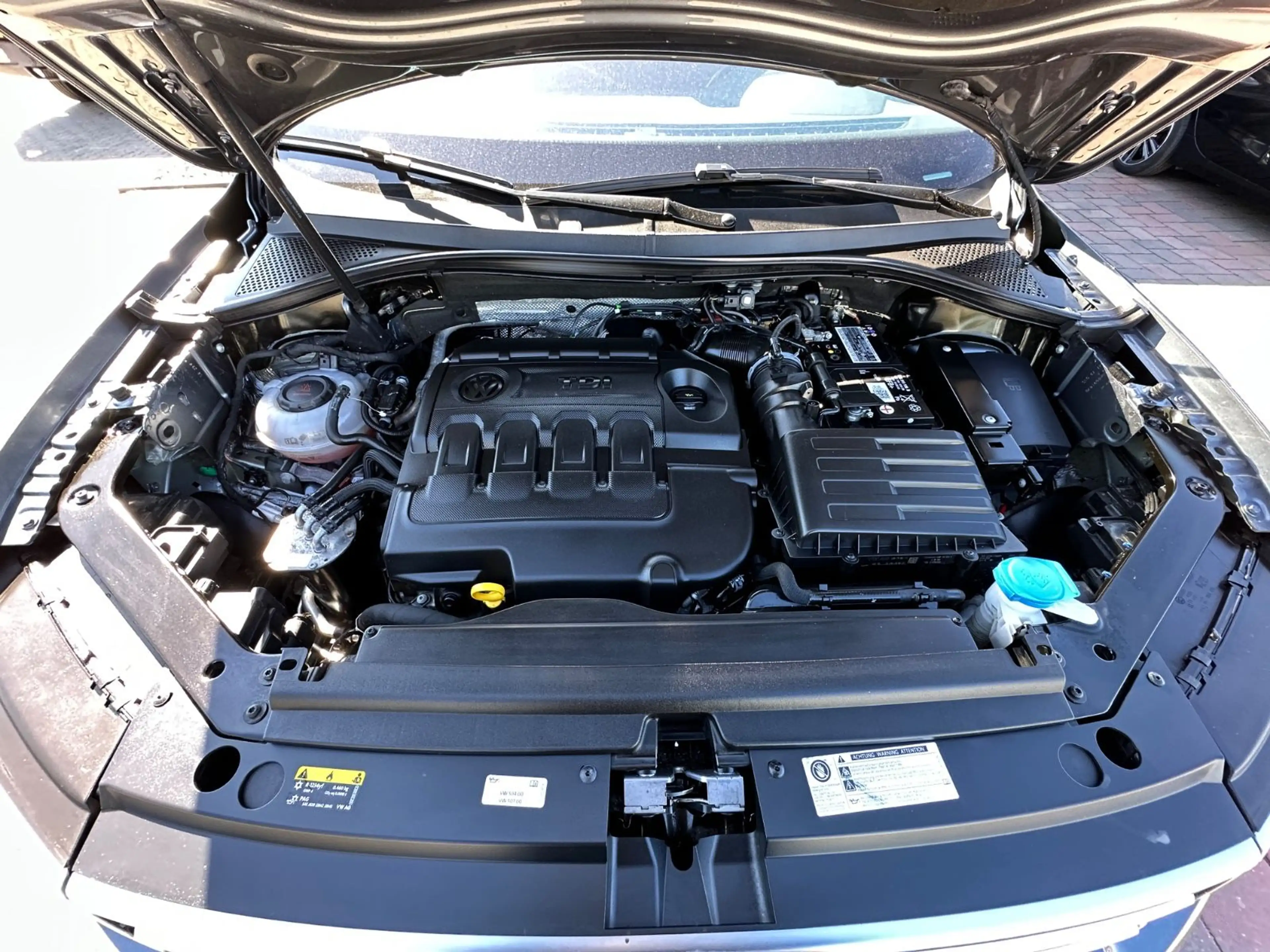 Volkswagen Tiguan Allspace 2.0 TDI *LED*AHK*R-CAM*CARPLAY* — photo 14
