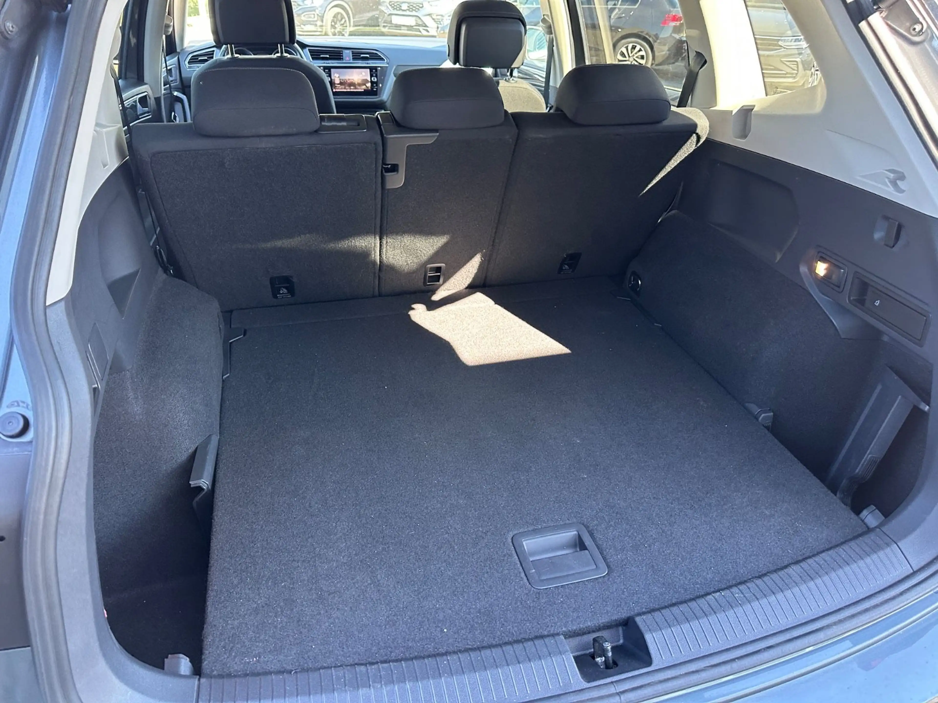 Volkswagen Tiguan Allspace 2.0 TDI *LED*AHK*R-CAM*CARPLAY* — photo 12