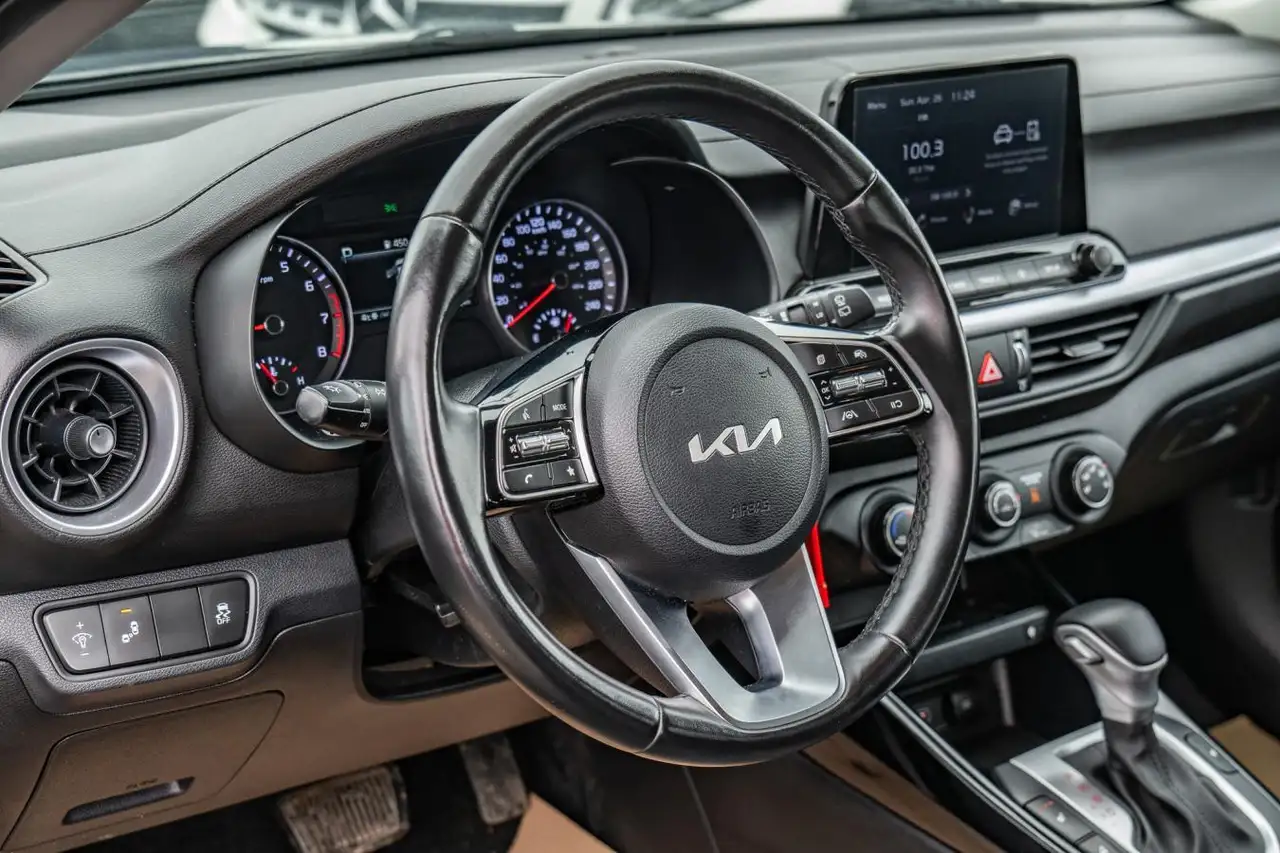 Kia Forte снимка Kia Forte