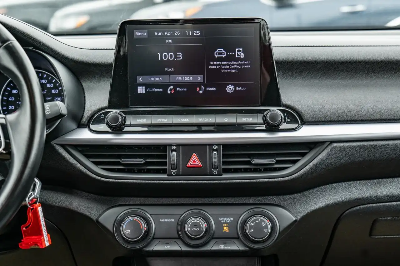 Kia Forte снимка Kia Forte