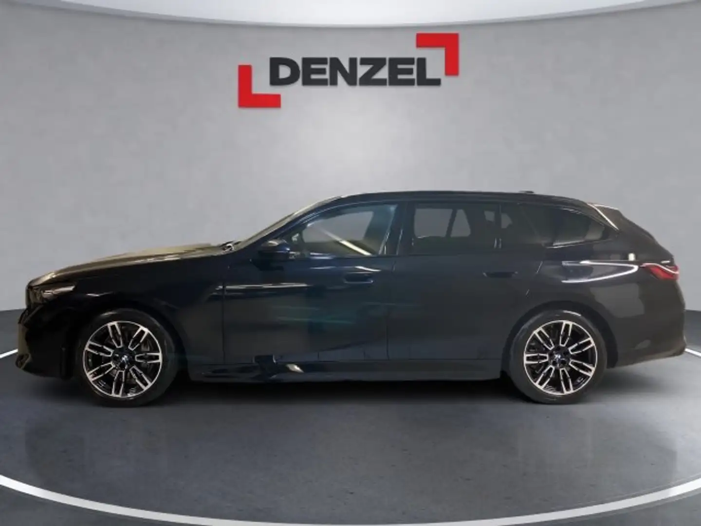 BMW i5 xDrive40 Touring Schwarz - 2