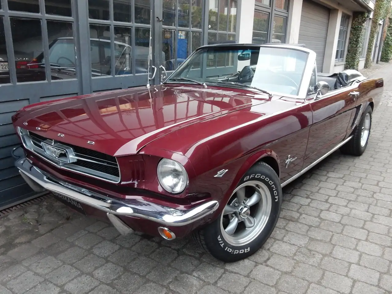 Ford Mustang Cabrio V8, foto 1