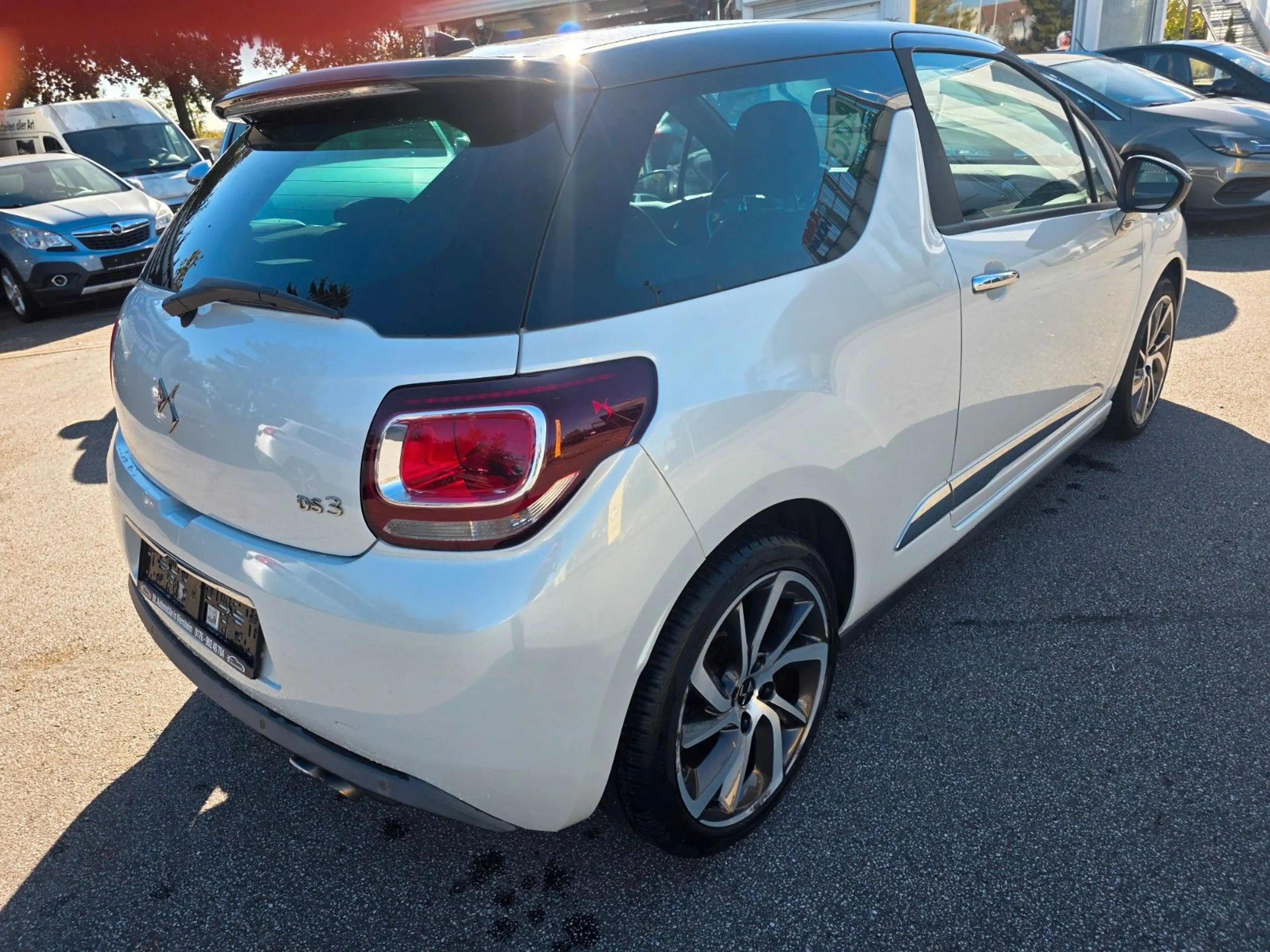 DS Automobiles DS 3 130 /Tüv Neu/Navi/Leder/Sehr gepflegt/86000 — photo 6