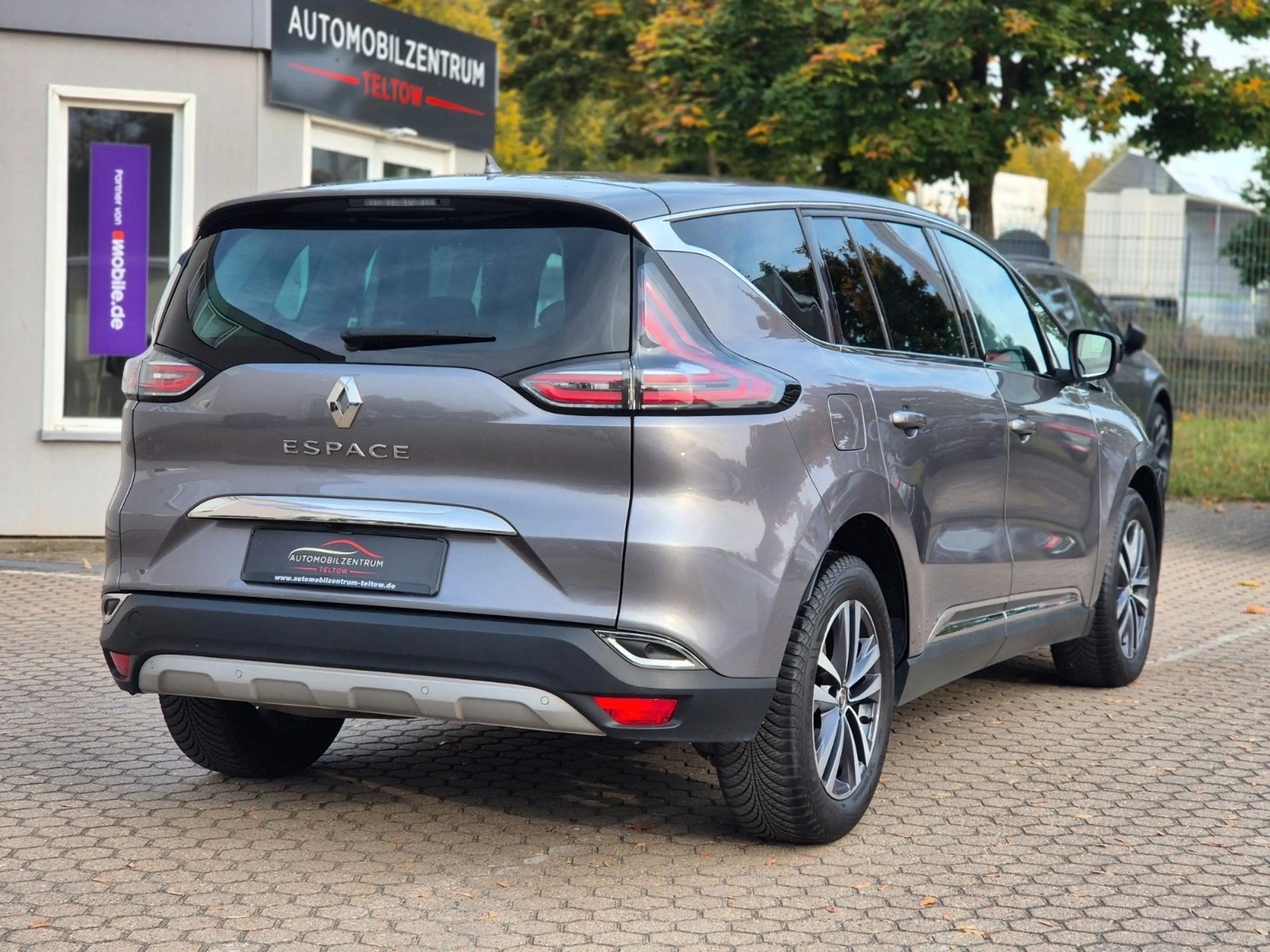 Renault Espace TCe 225 Limited 7-Sitzer PANO LED KAMERA — photo 8