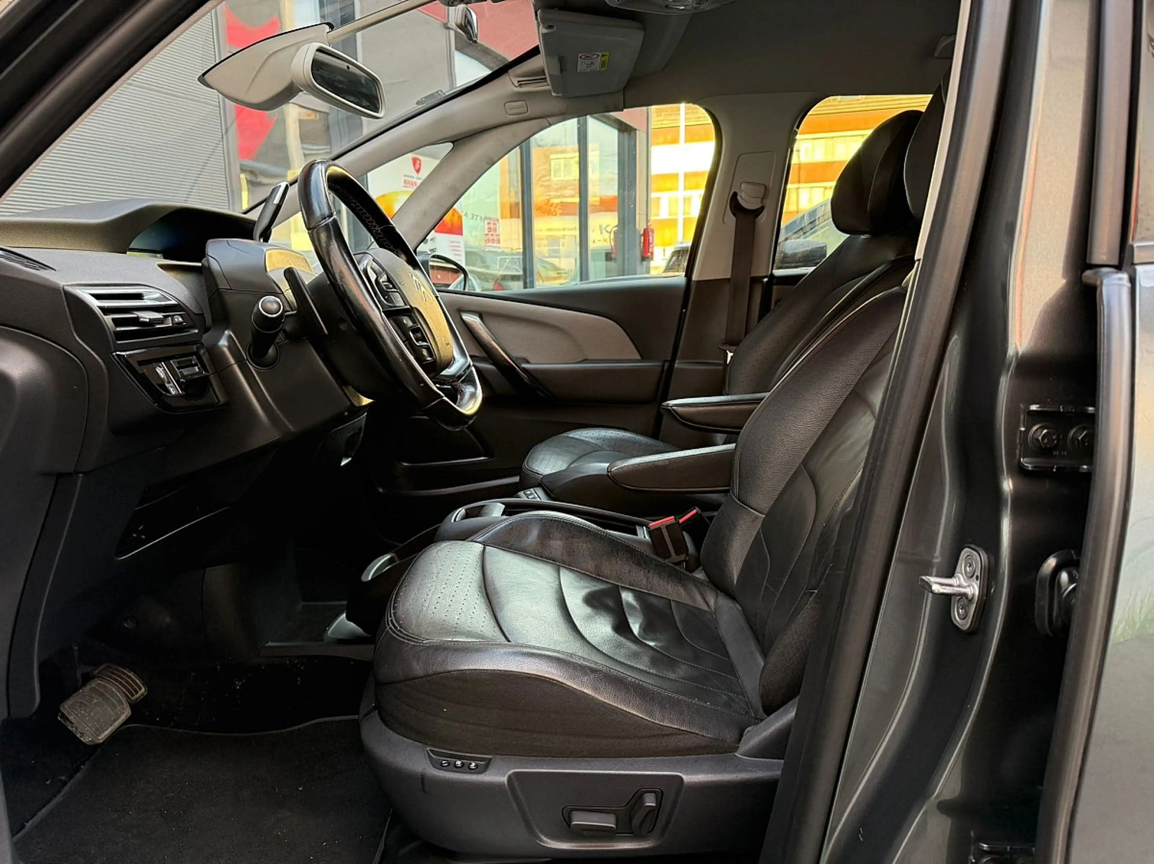 Citroen C4 Picasso BlueHDi 150 EAT6 Exclusive Aut. — photo 14