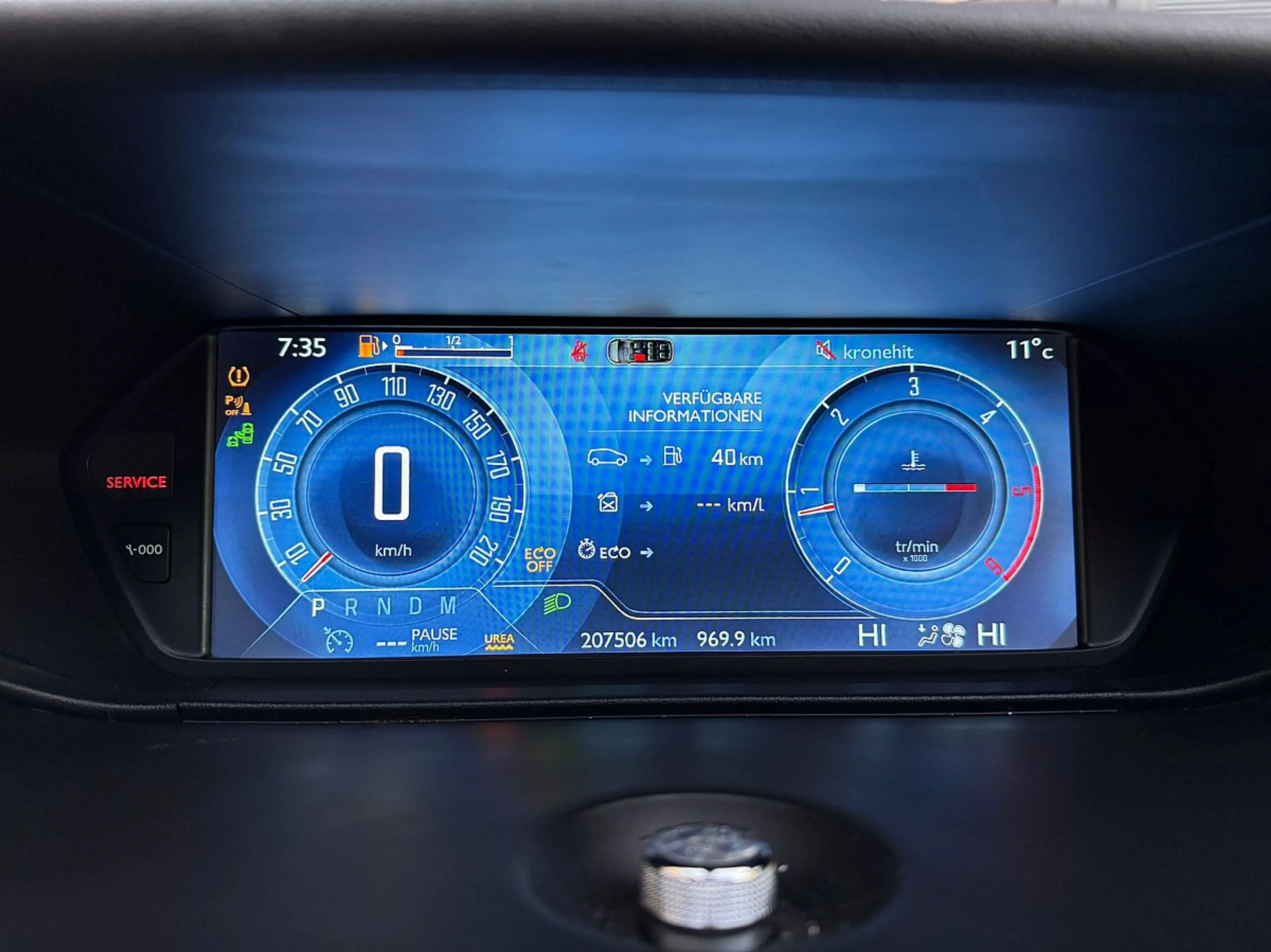 Citroen C4 Picasso BlueHDi 150 EAT6 Exclusive Aut. — photo 11