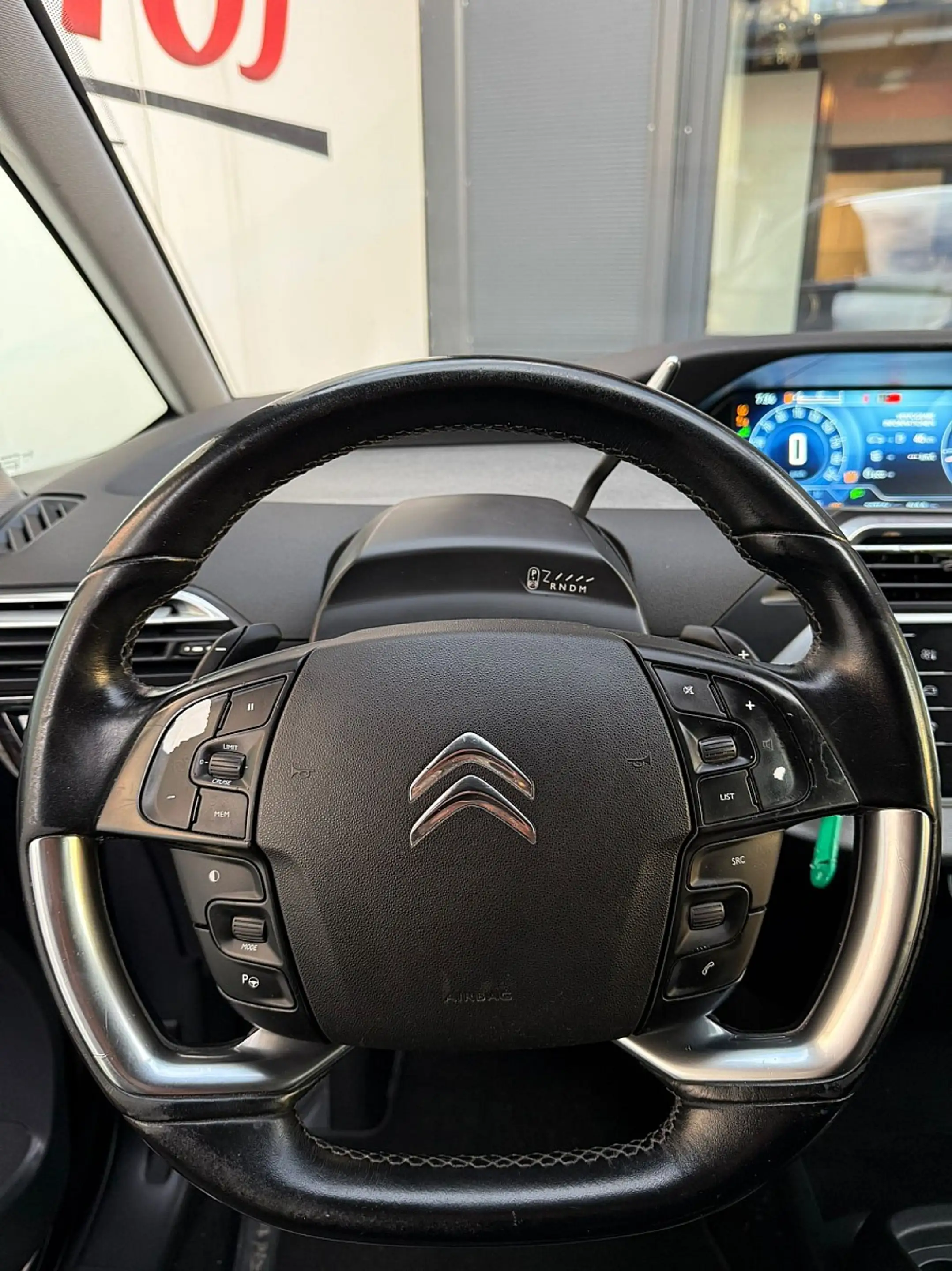 Citroen C4 Picasso BlueHDi 150 EAT6 Exclusive Aut. — photo 9
