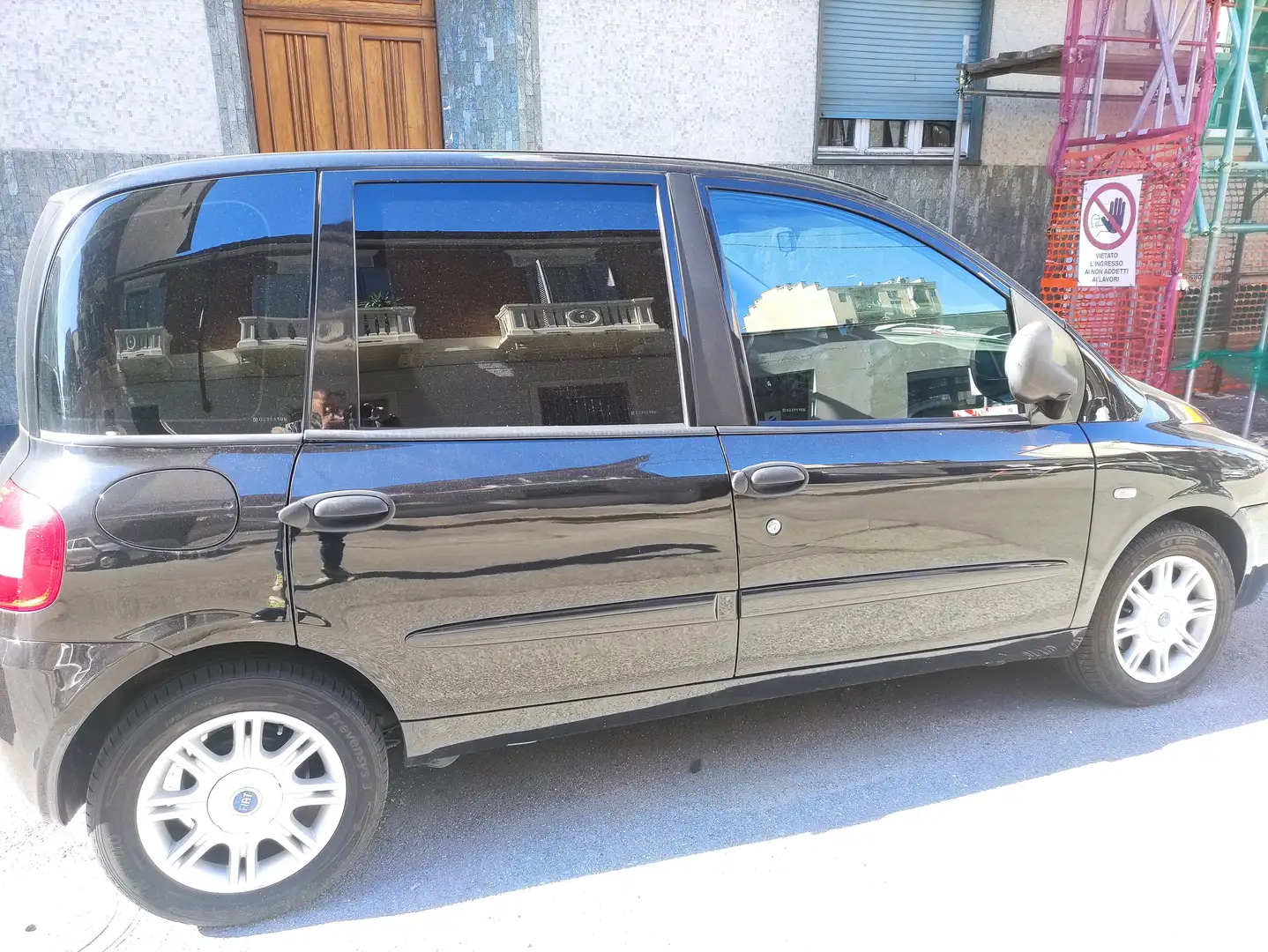 Fiat Multipla mjt active Black - 1