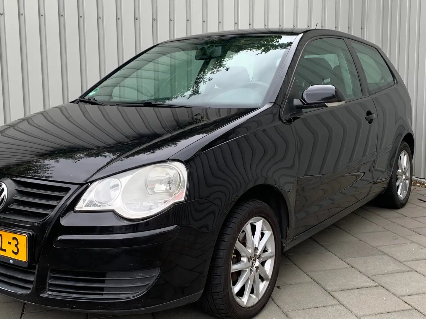 Volkswagen Polo 1.2-12V Trendline|Airco| Zwart - 2