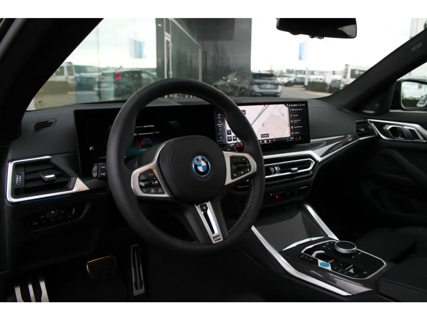 BMW i4 M50 High Executive / Schuif-kanteldak / Trekhaak / Grau - 2