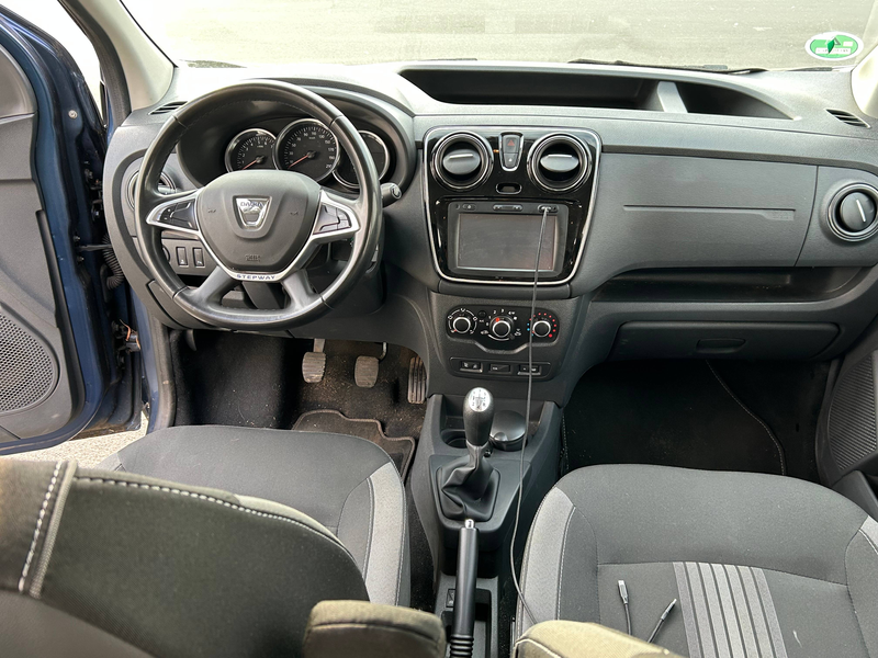 Dacia Dokker Dokker TCe 115 Stepway Celebration — photo 13