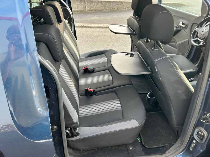 Dacia Dokker Dokker TCe 115 Stepway Celebration — photo 11