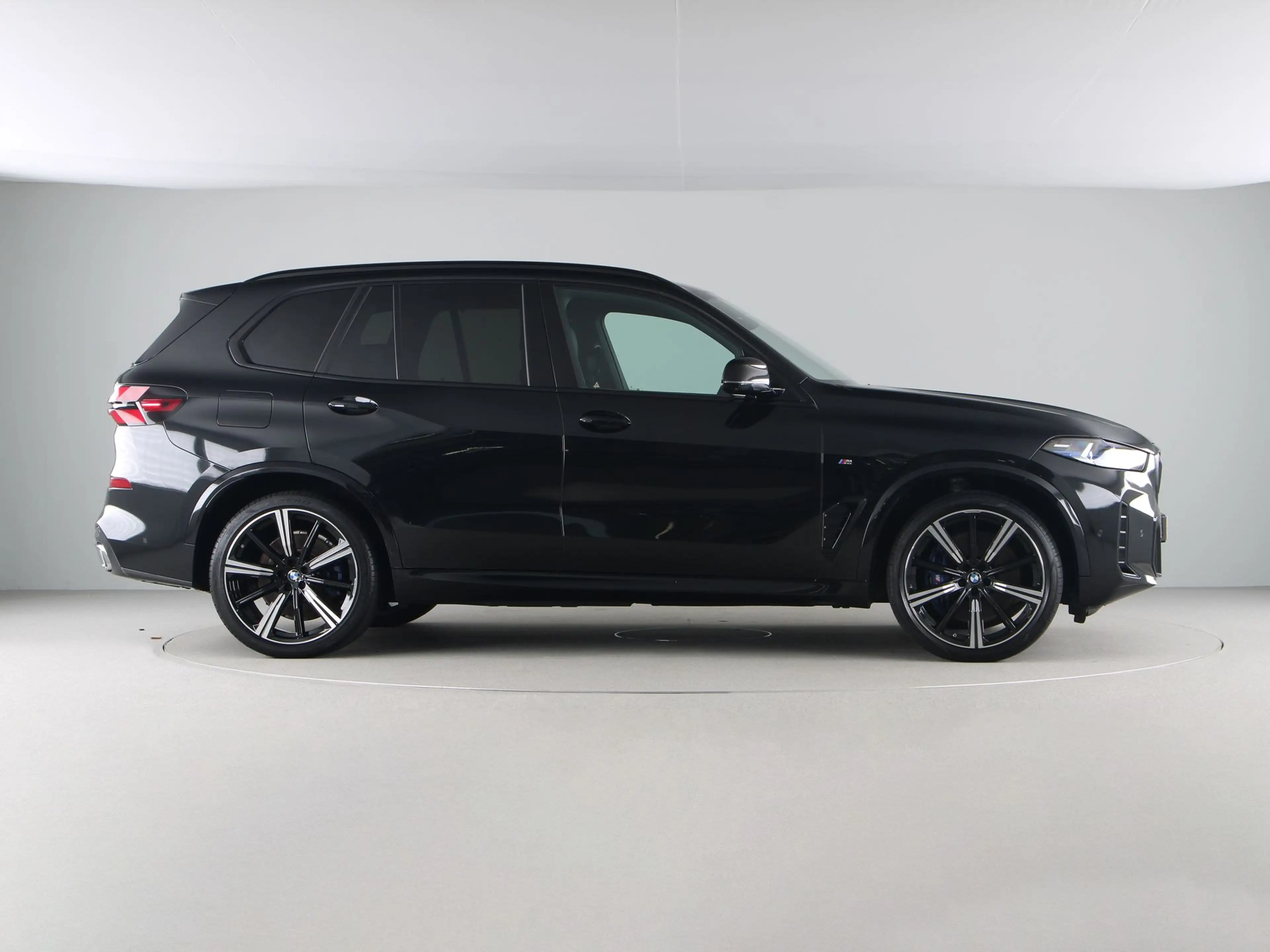 BMW X5 xDrive50e M-Sport SoH 100% — photo 8