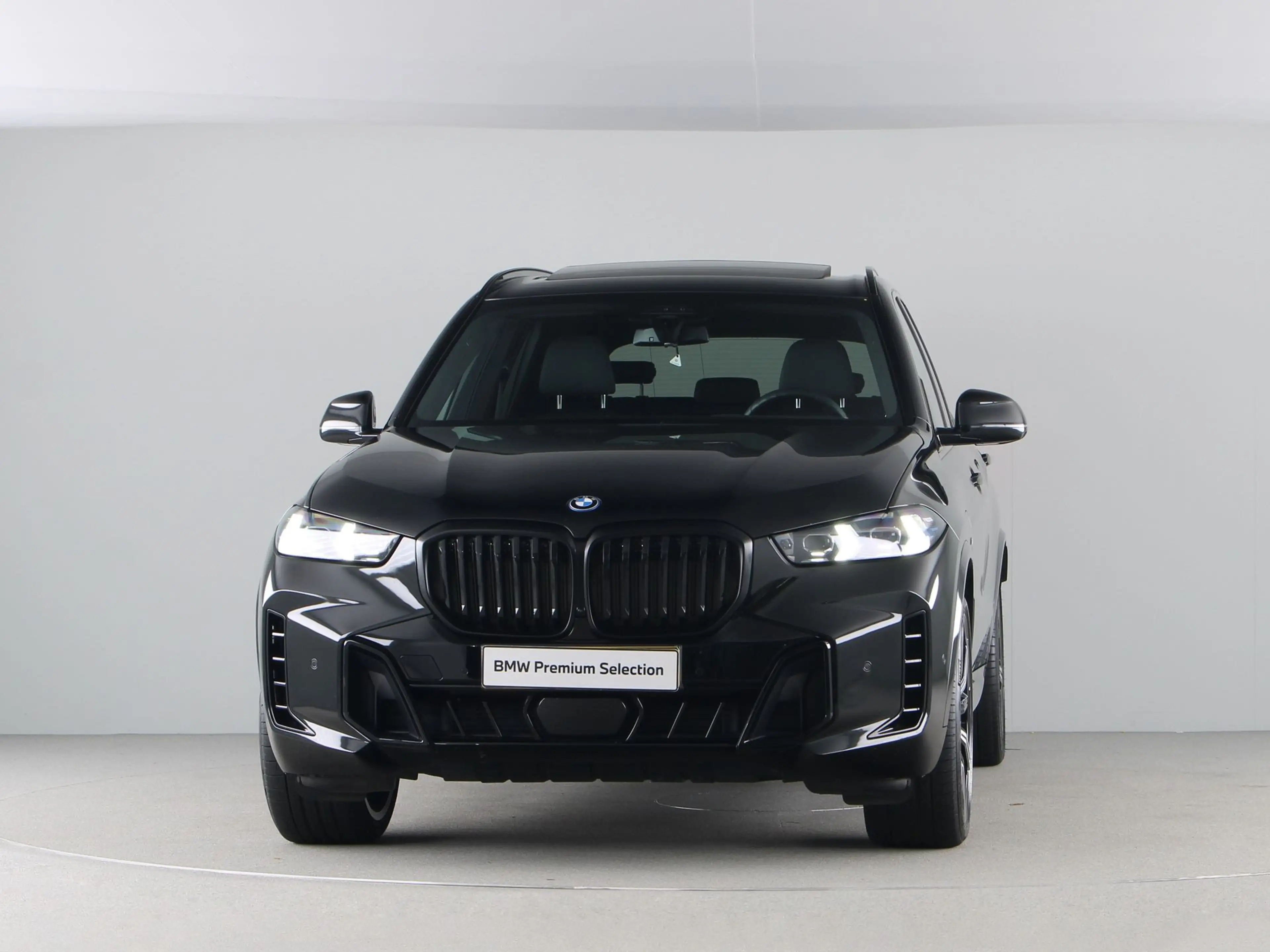 BMW X5 xDrive50e M-Sport SoH 100% — photo 6