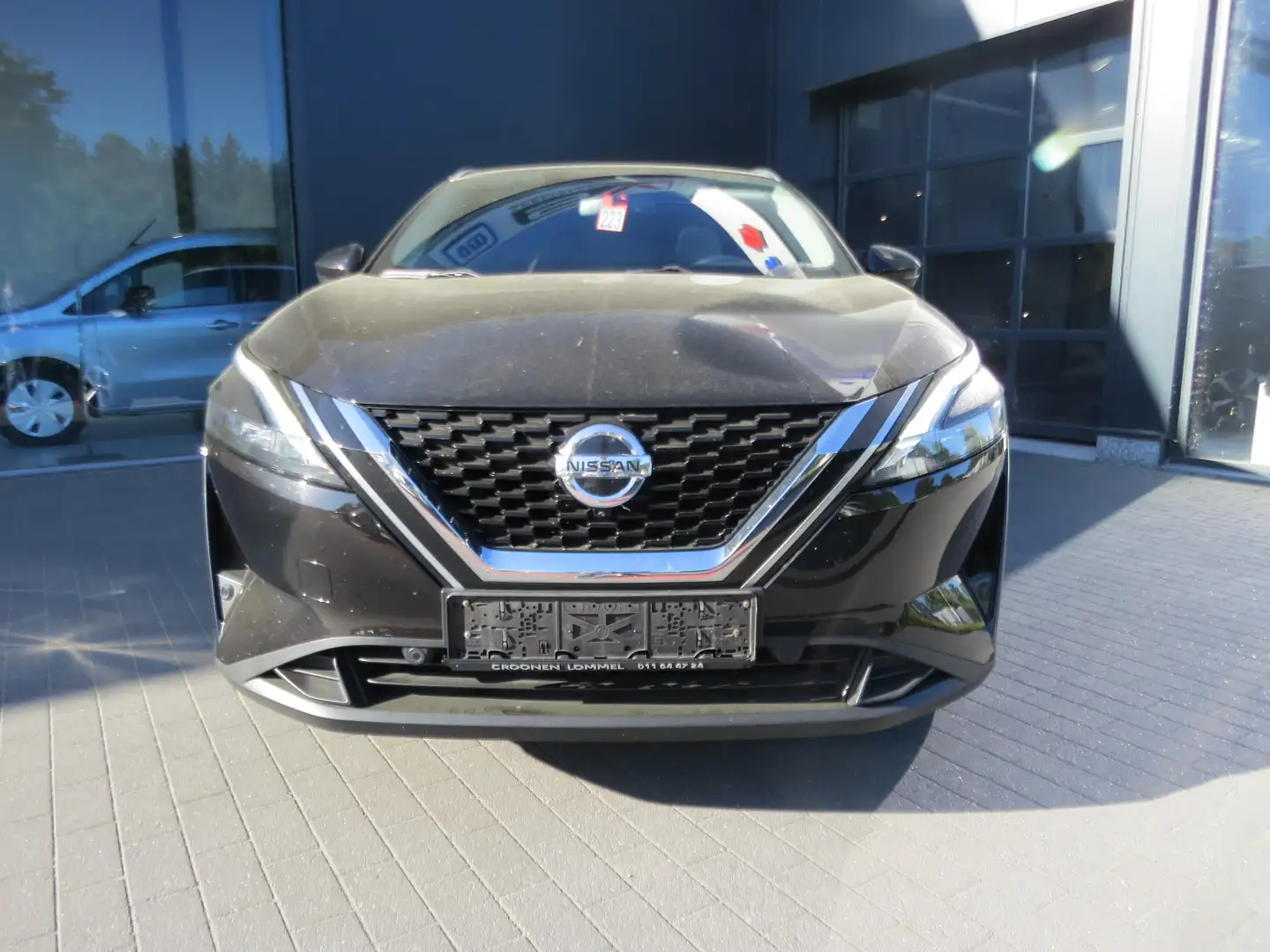 Nissan Qashqai 1.3 DIG-T MHEV N-Connecta Schwarz - 2