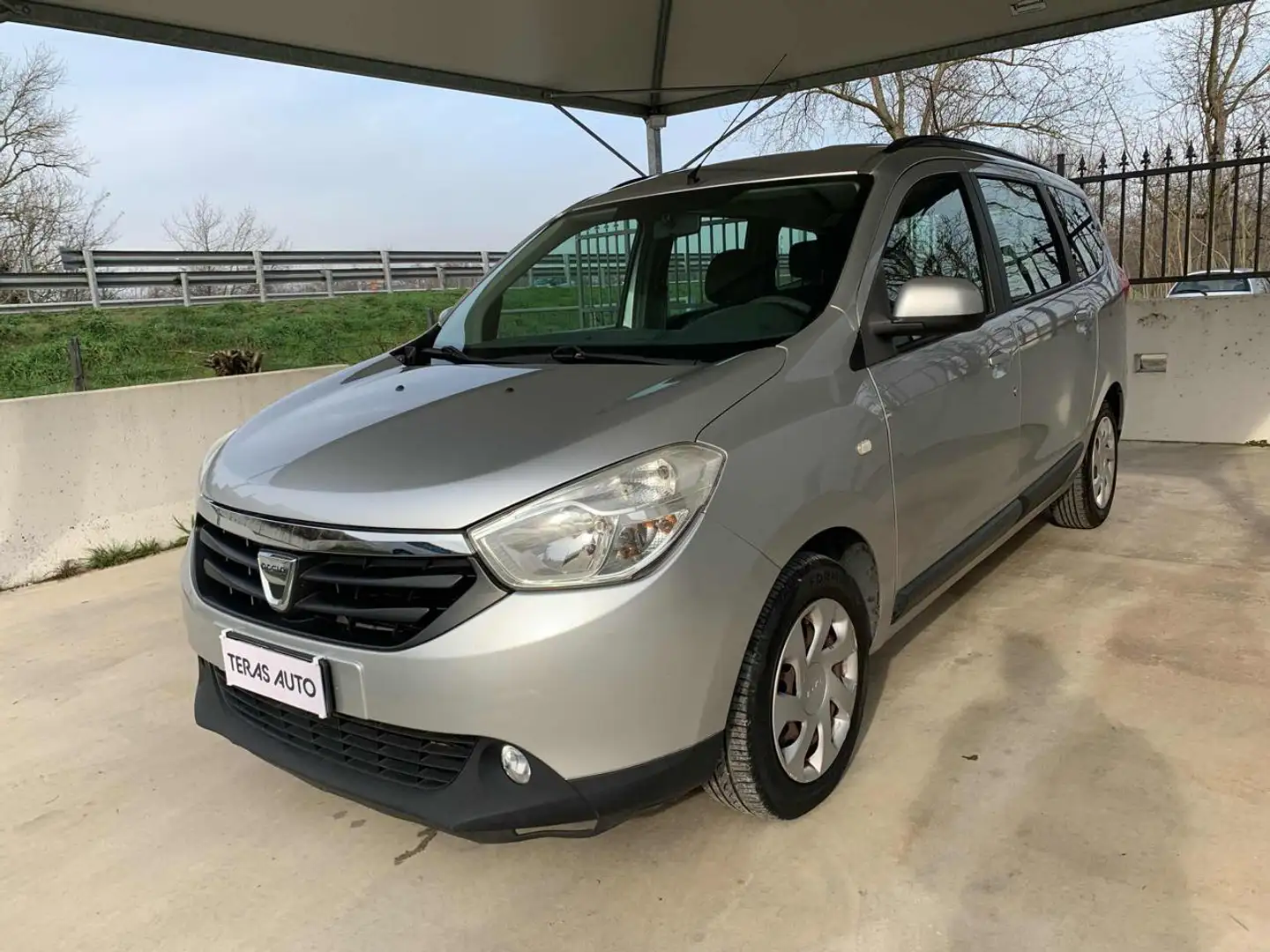 Dacia Lodgy 1.5 dCi 8V 110CV 7 posti Ambiance IN PRONTA CONS. Gris - 1