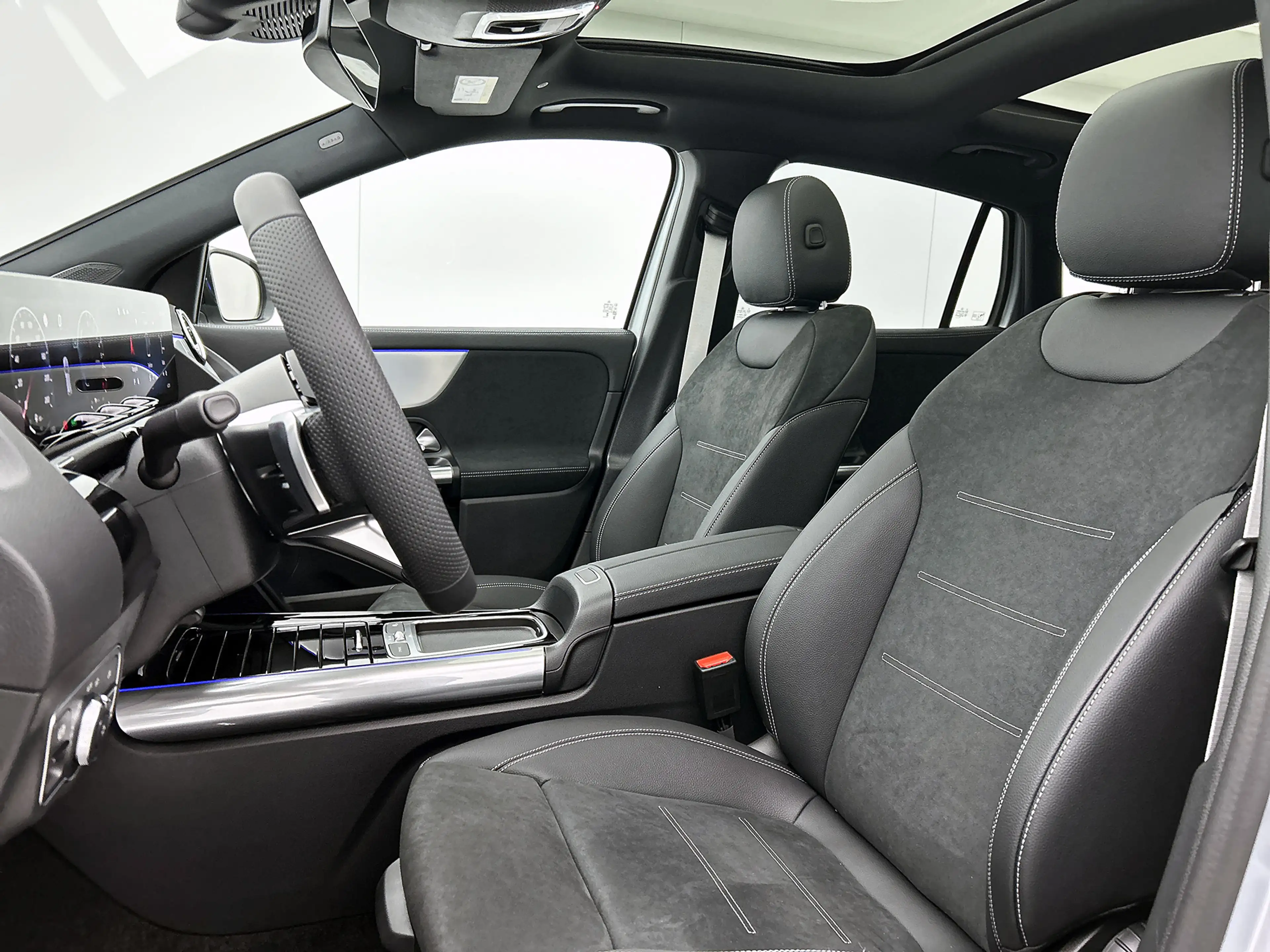 Mercedes-Benz GLA 250 e 140 Year Edition | Plus pakket | Nightpakket | P — photo 5