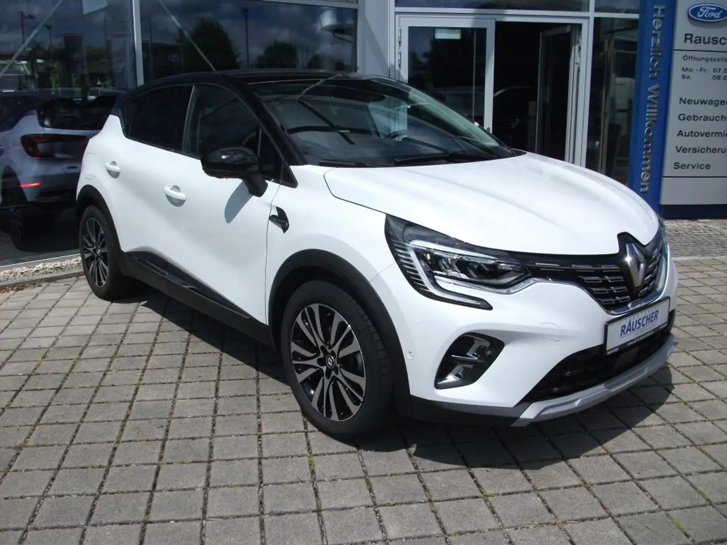 Renault Captur E-TECH PLUG-in 160 INITIALE PARIS Weiß - 2