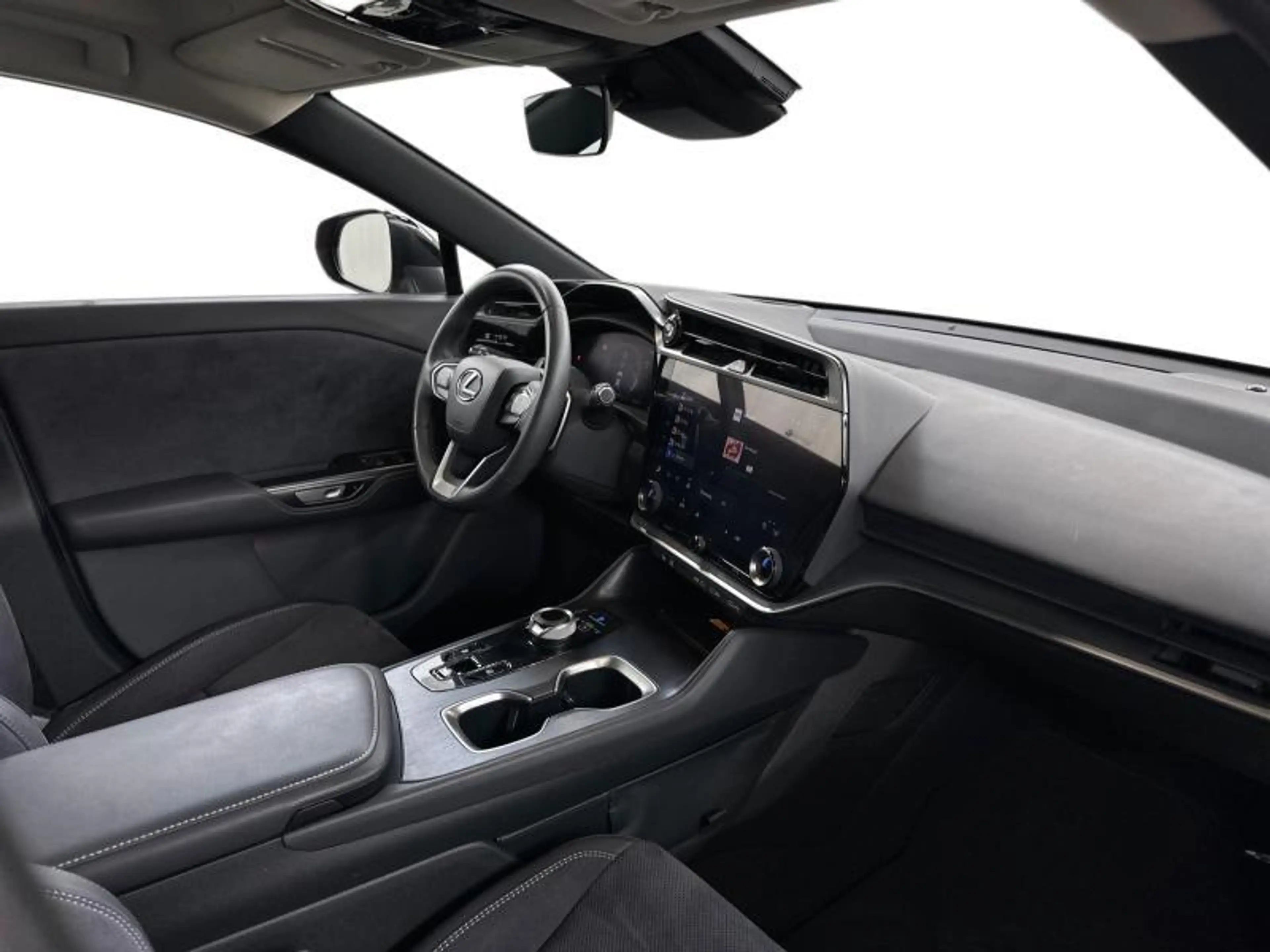 Lexus RZ Privilege Line AWD 450e — photo 6