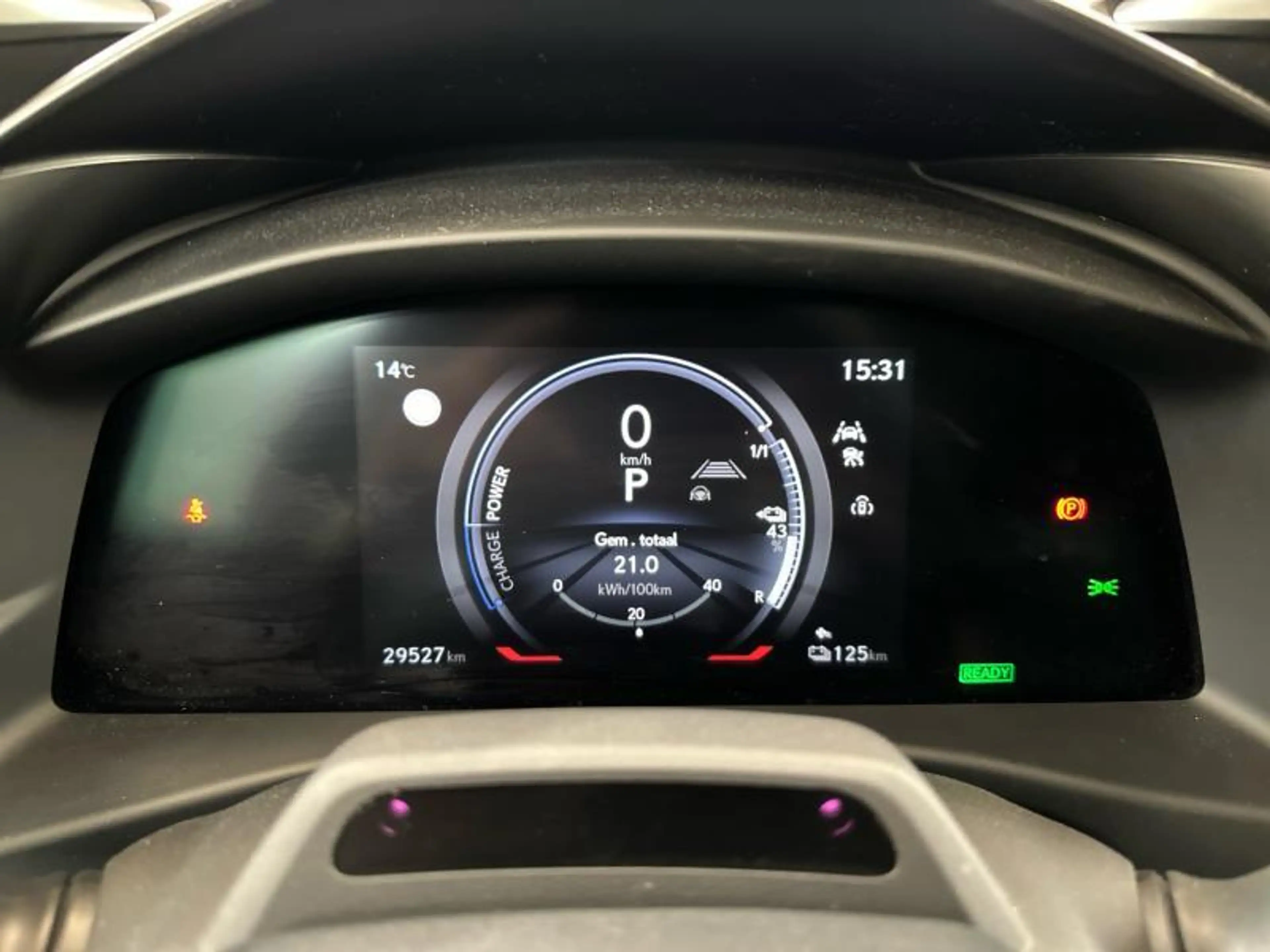 Lexus RZ Privilege Line AWD 450e — photo 12