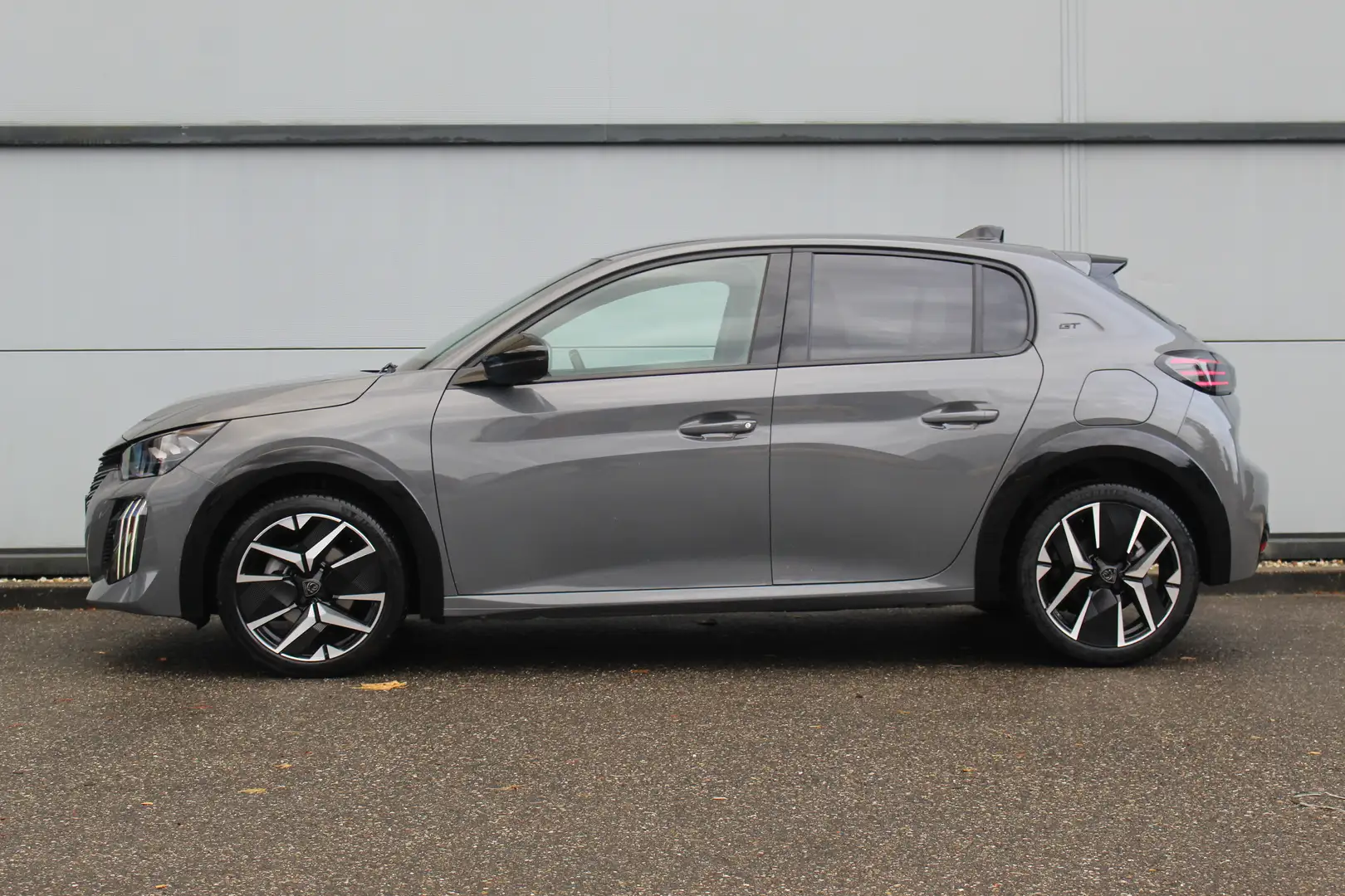 Peugeot 208 1.2 100 GT | Keyless | Camera | Navi | Carplay | L Gris - 2