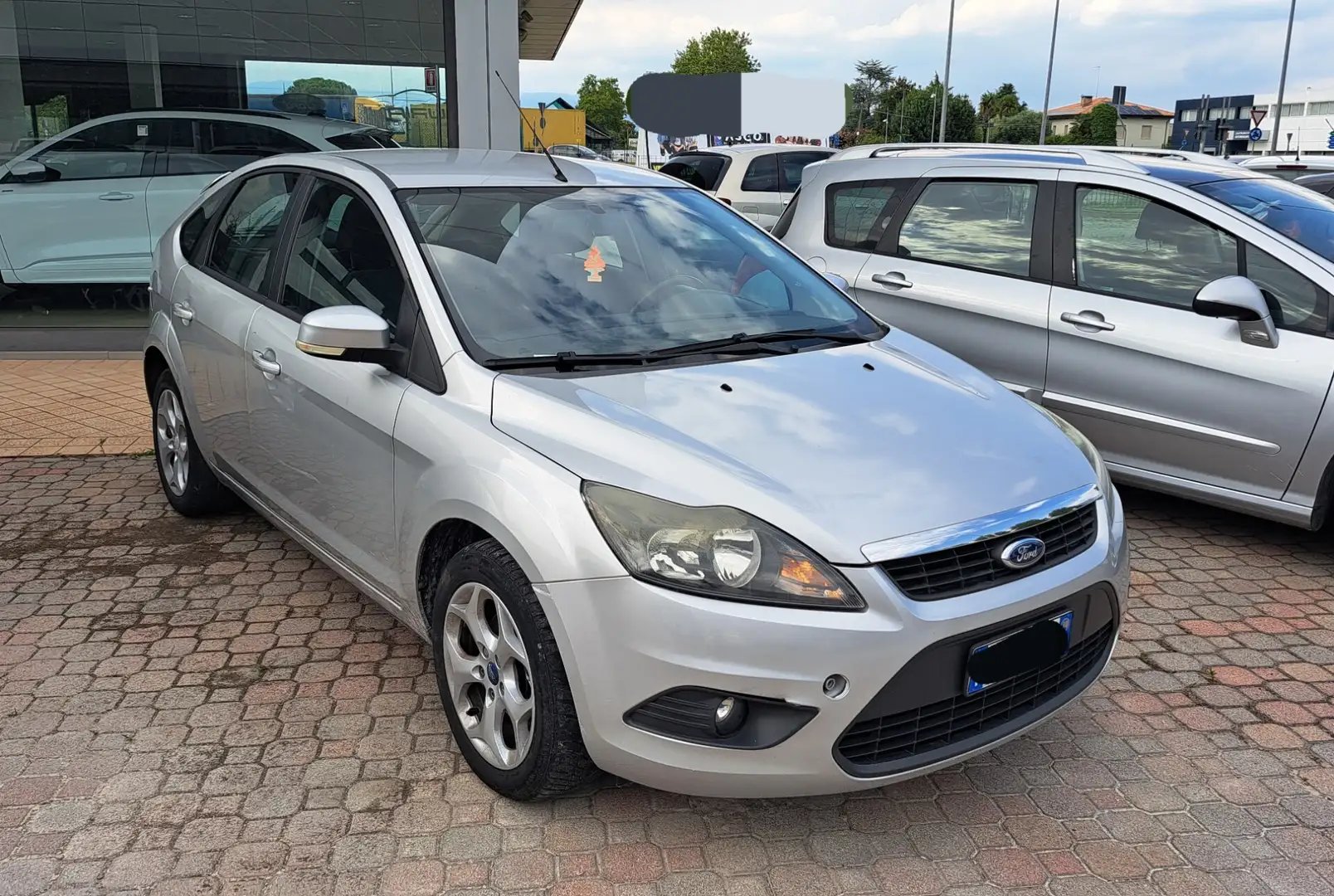 Ford Focus 1.6 (115CV) 5p. Bz.- GPL Ikon Zilver - 1