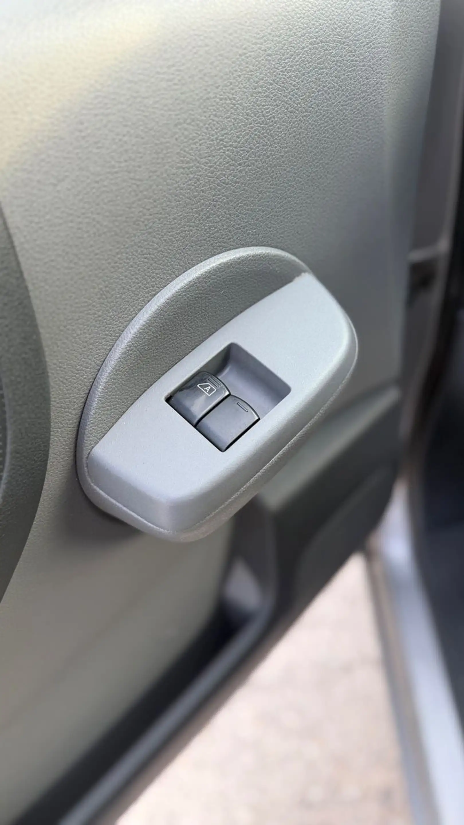 Nissan NV200 /Evalia Evalia Premium (7 Sitze) Benzin — photo 12