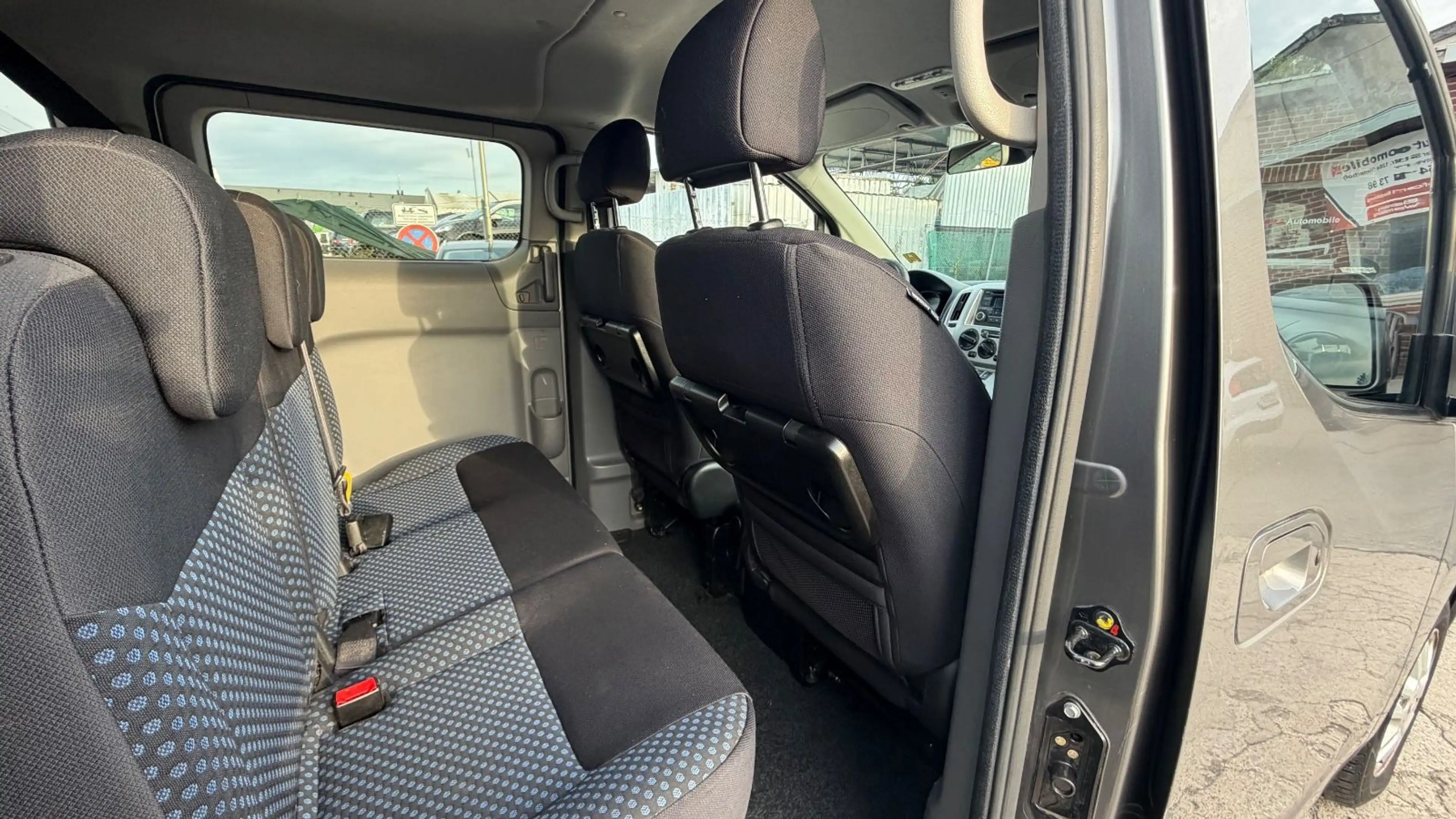 Nissan NV200 /Evalia Evalia Premium (7 Sitze) Benzin — photo 9