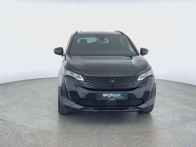 Peugeot 3008 view 2