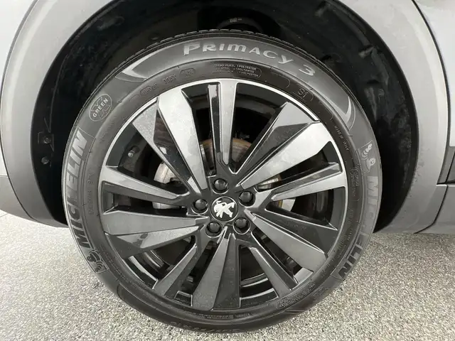 Peugeot 3008 view 10