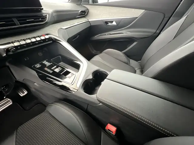 Peugeot 3008 view 14