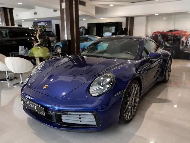 Porsche 992
