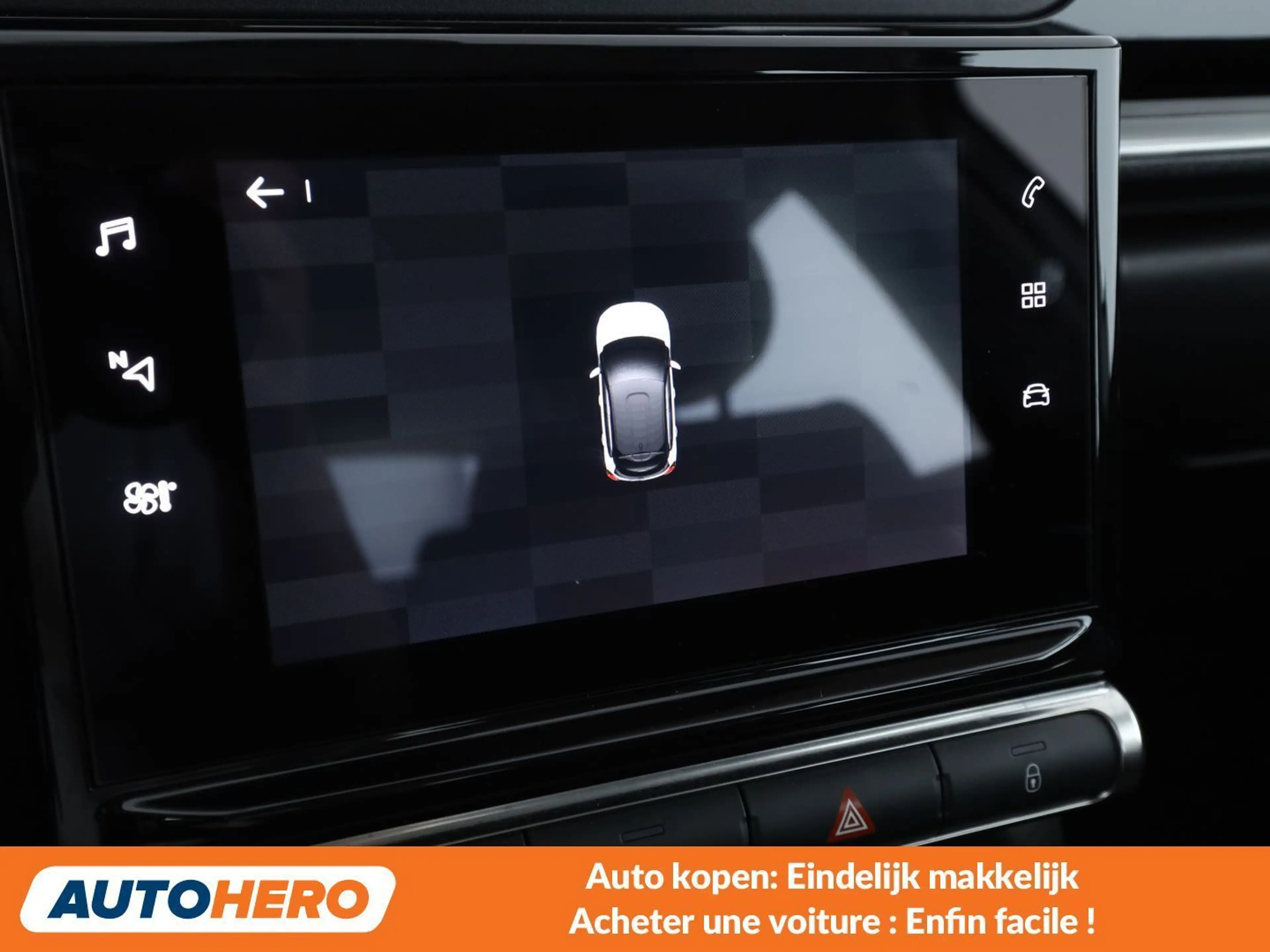 Citroen C3 1.2 PureTech Shine Pack — photo 9