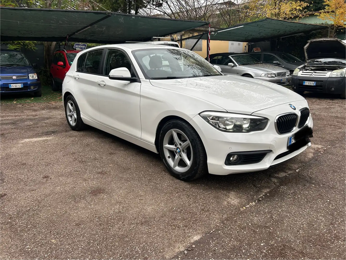 BMW 118 118d Business 5p auto km CERTIFICATI Bianco - 2