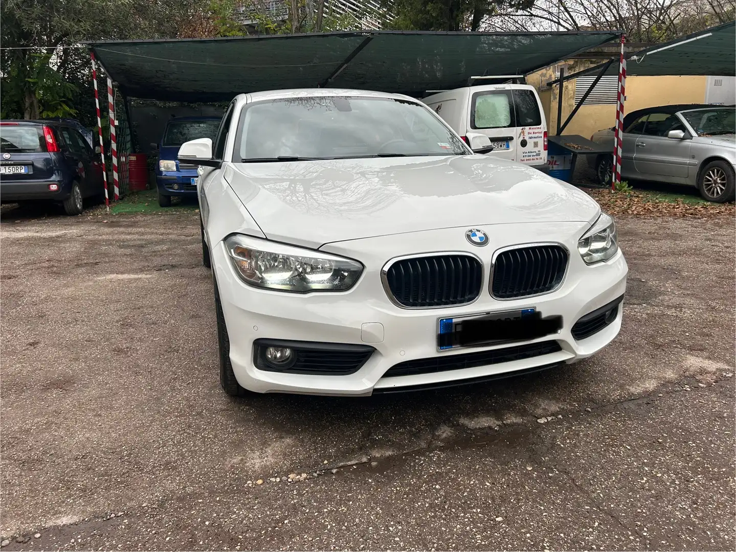 BMW 118 118d Business 5p auto km CERTIFICATI Bianco - 1