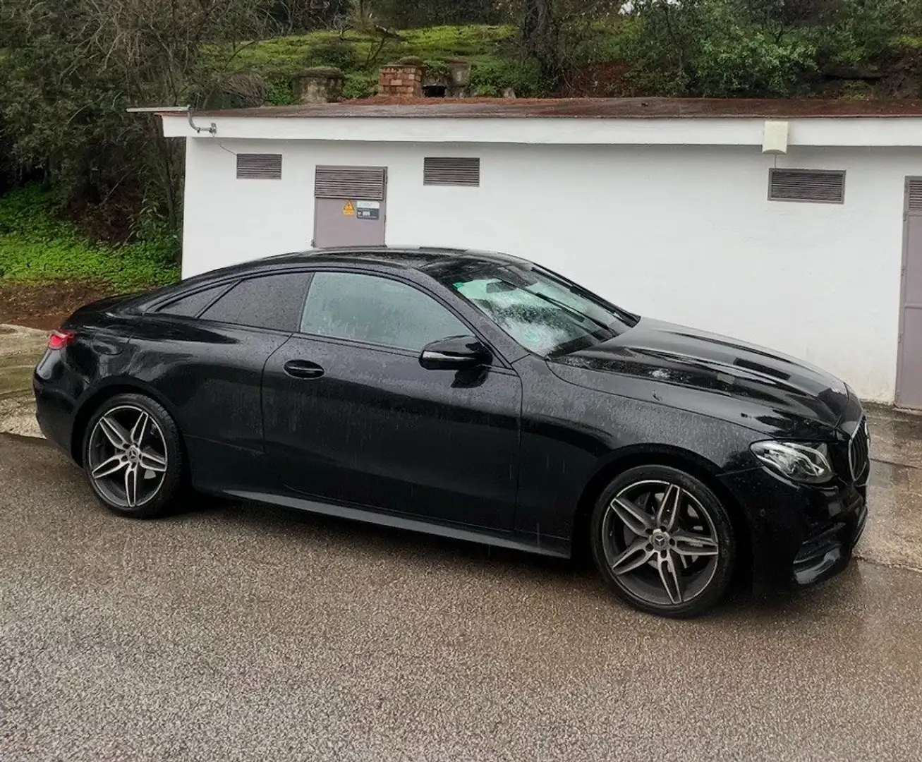 Mercedes-Benz E 220 E Coupé 220d 4Matic 9G-Tronic Negro - 1