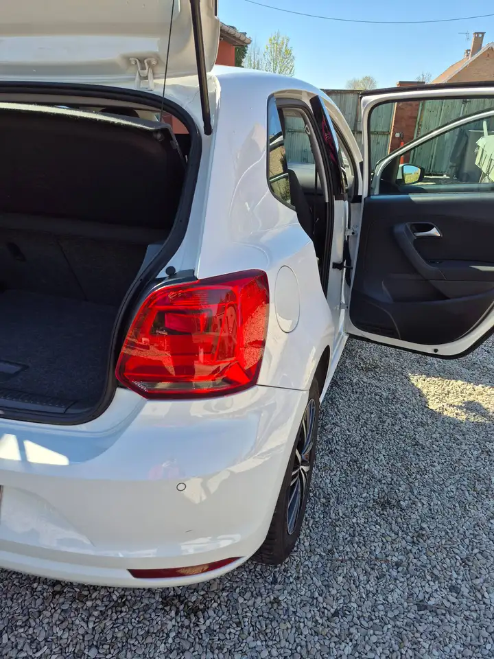 Volkswagen Polo Citadine 5 portes — photo 12