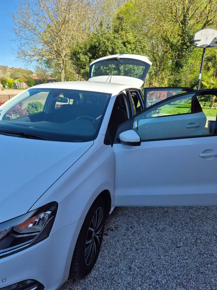 Volkswagen Polo Citadine 5 portes — photo 6