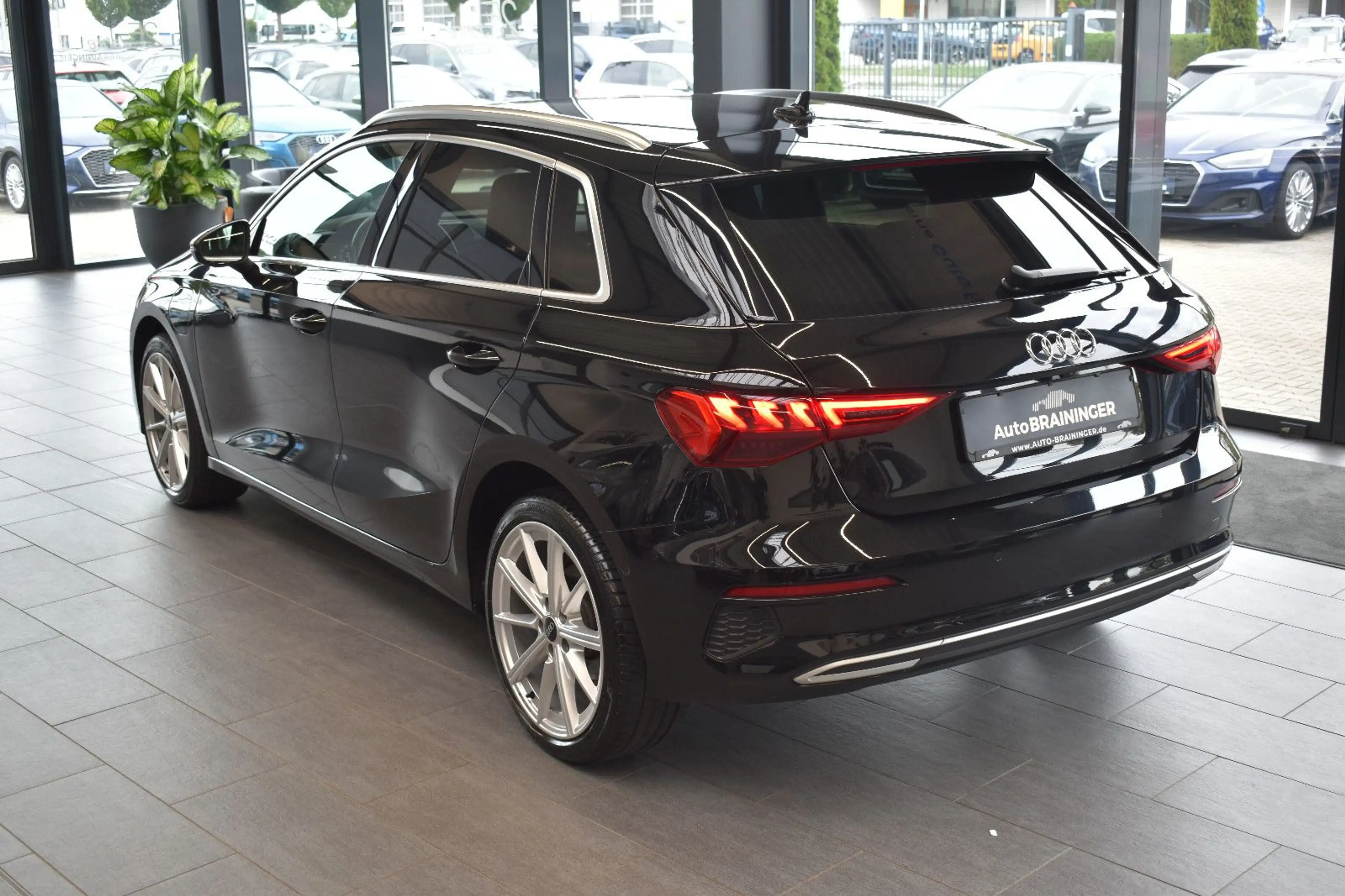 Audi A3 Sportback 40TFSIe S-tronic LED~VirtualC~AHK — photo 7