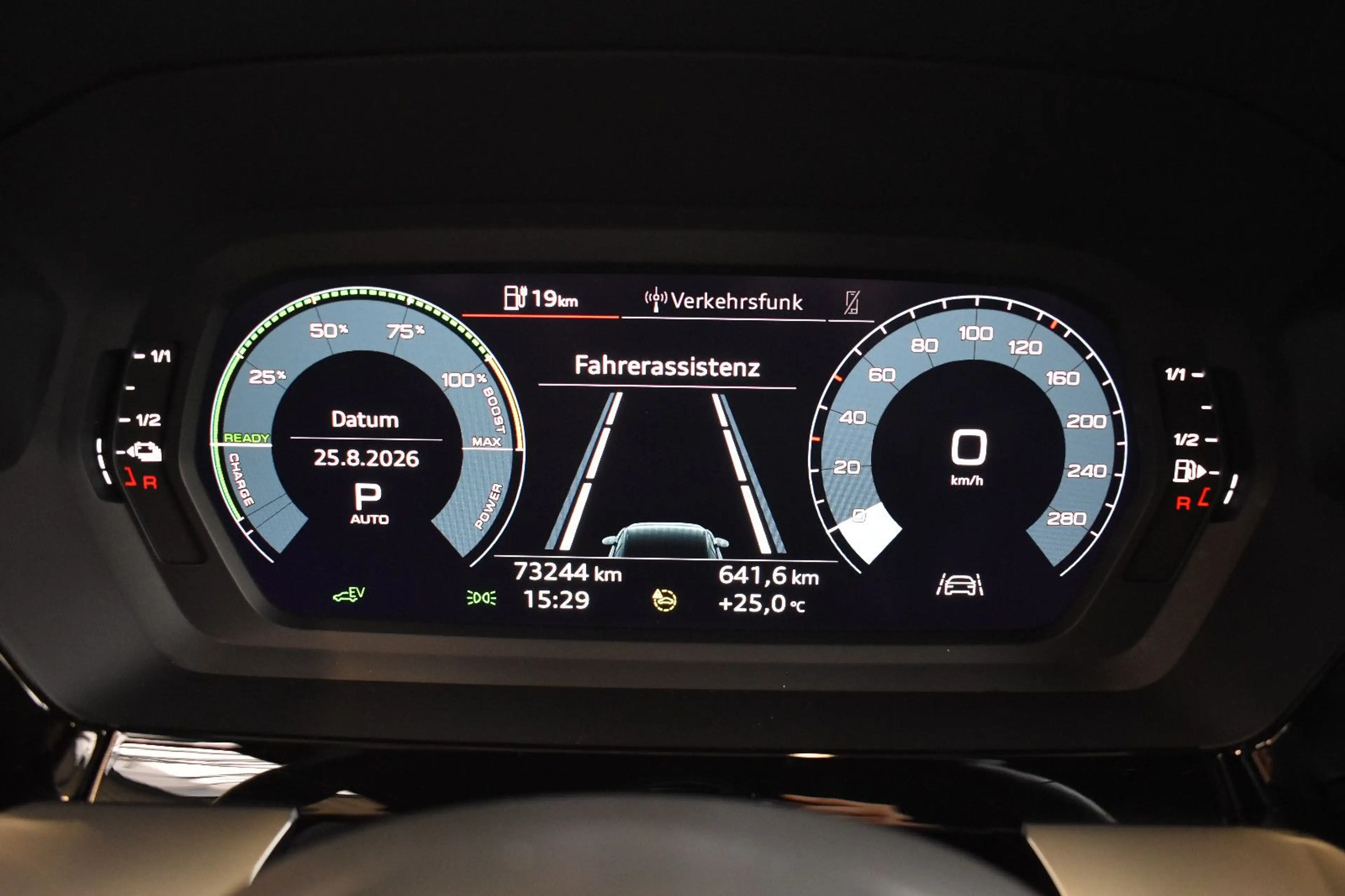 Audi A3 Sportback 40TFSIe S-tronic LED~VirtualC~AHK — photo 15