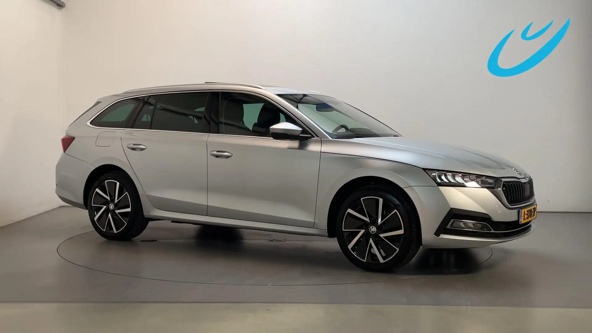 Skoda Octavia Combi 1.4 TSI iV PHEV Business Edition Panoramadak Grey - 1