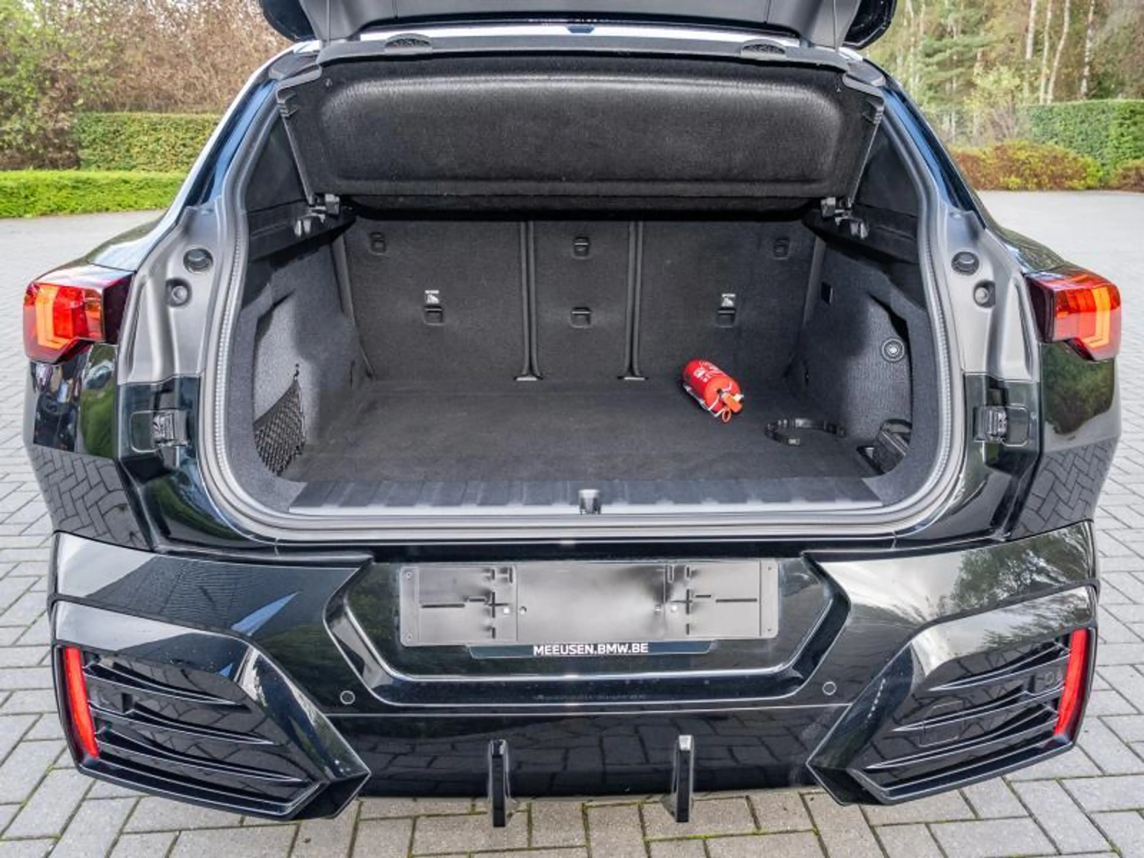 BMW iX2 eDrive20/M-sport Pro/ — photo 14