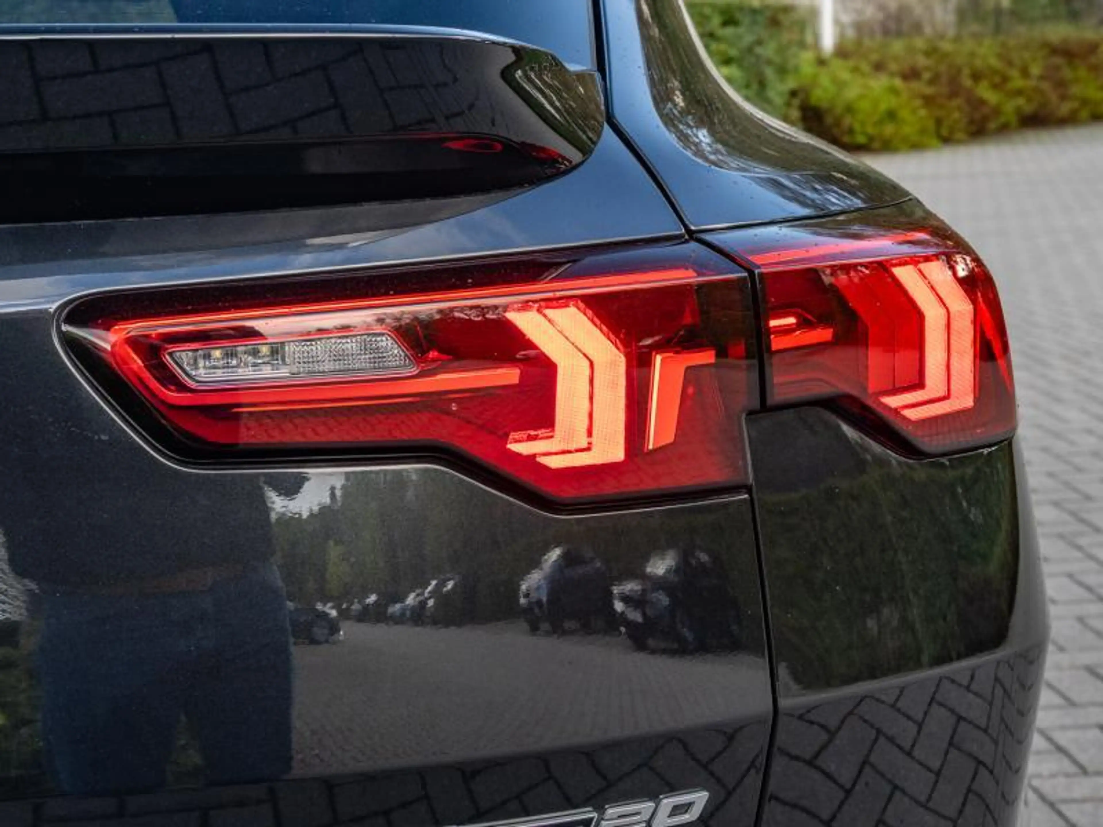 BMW iX2 eDrive20/M-sport Pro/ — photo 13